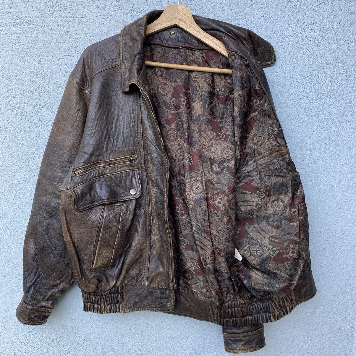 Vintage Vintage Japanese Utility Pocket Faded Leather Jacket Size US XL / EU 56 / 4 - 7 Thumbnail
