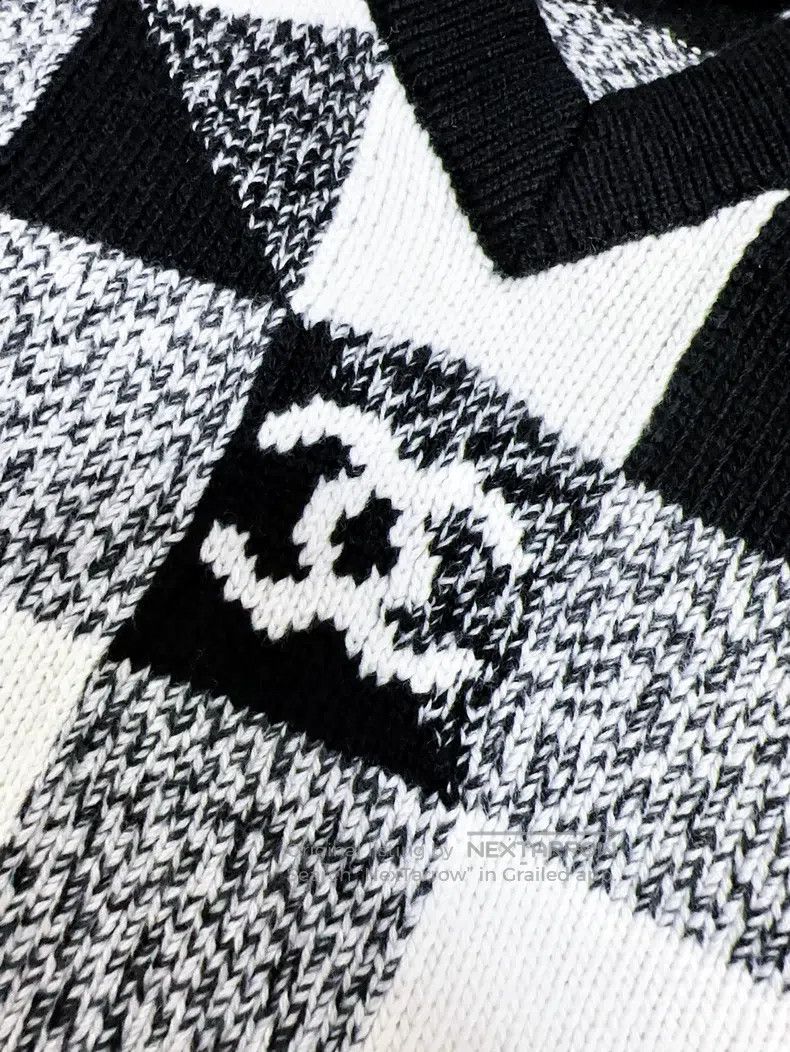 Chanel Chanel Autumn and winter ski series black and white mosaic Size XS / US 0-2 / IT 36-38 - 3 Thumbnail