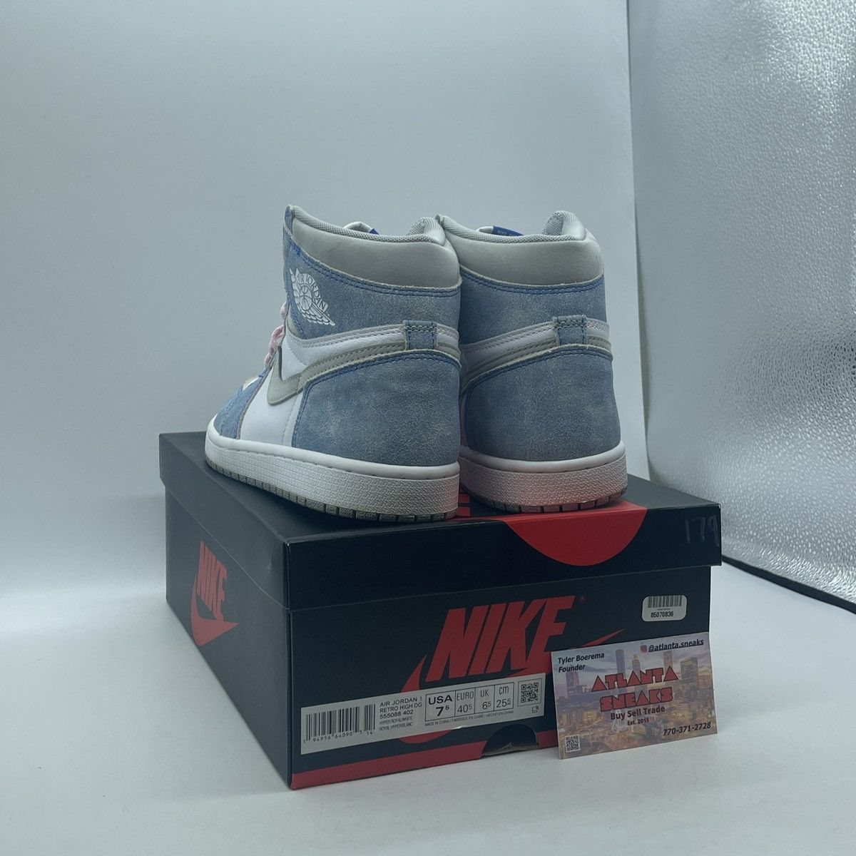 Jordan Brand Air Jordan 1 hyper royal Size US 7.5 / EU 40-41 - 4 Thumbnail