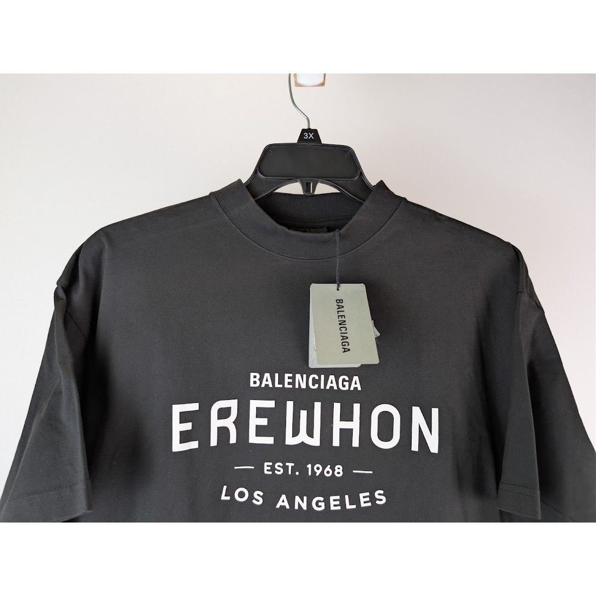 Balenciaga o1rshd1 Q:2 / Erewhon Collab Vintage Jersey T-Shirt in Black Size US M / EU 48-50 / 2 - 3 Thumbnail