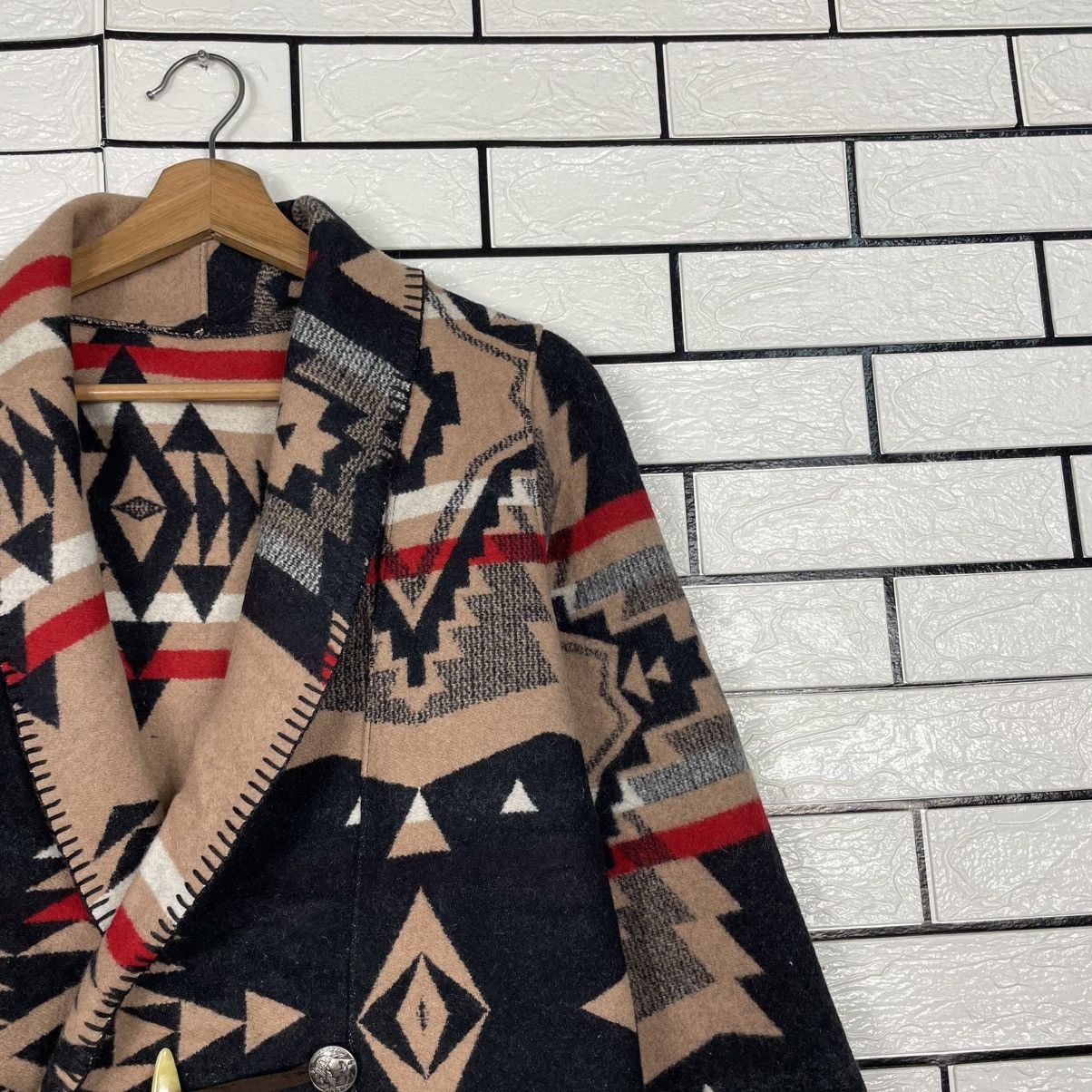 Johnson Woolen Mills Vintage 70s Johnson Woolen Mills Aztech Navajo Jacket Size US M / EU 48-50 / 2 - 5 Thumbnail