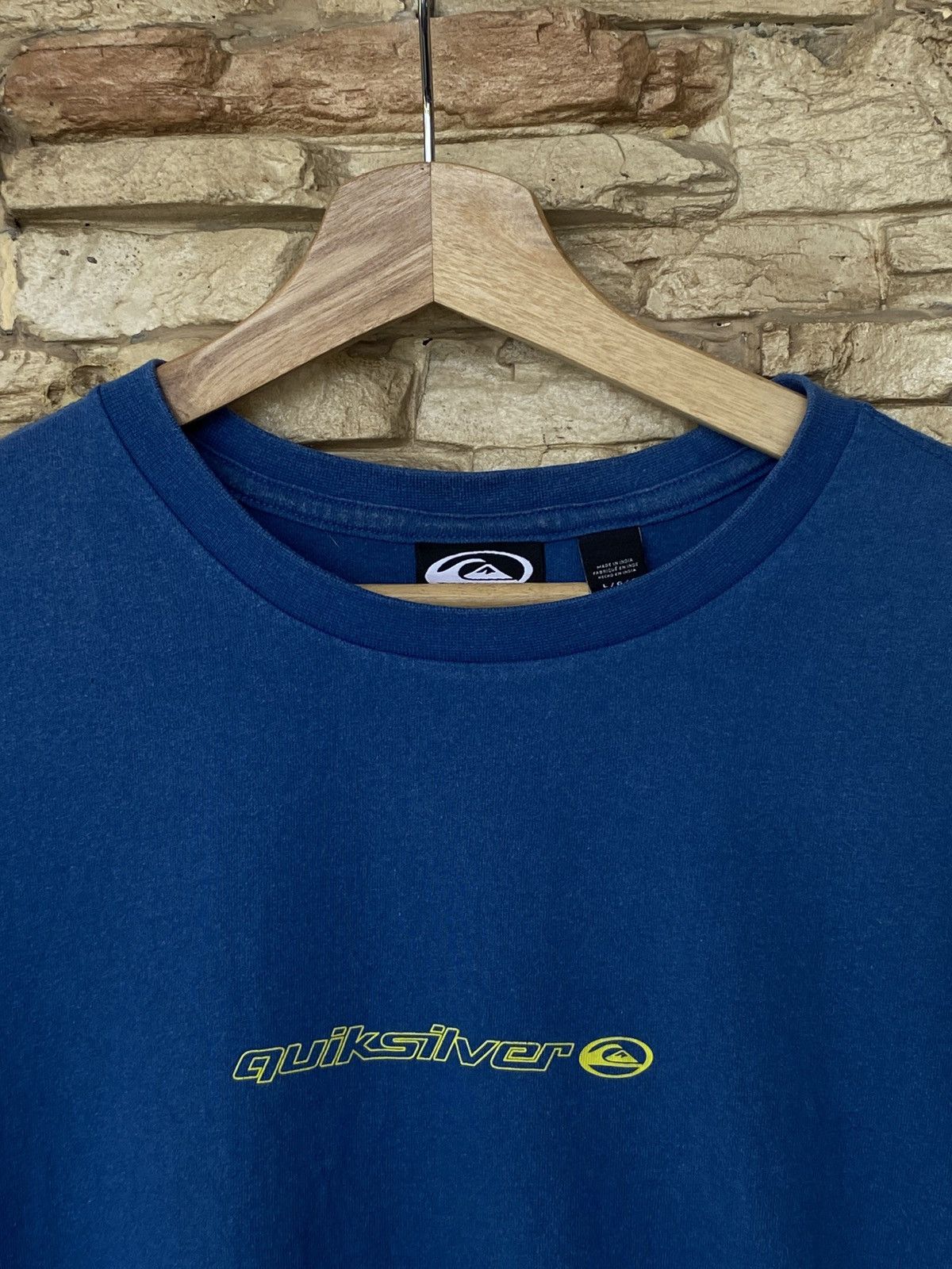 Vintage Quiksilver Backhit Logo Surfing Tees
