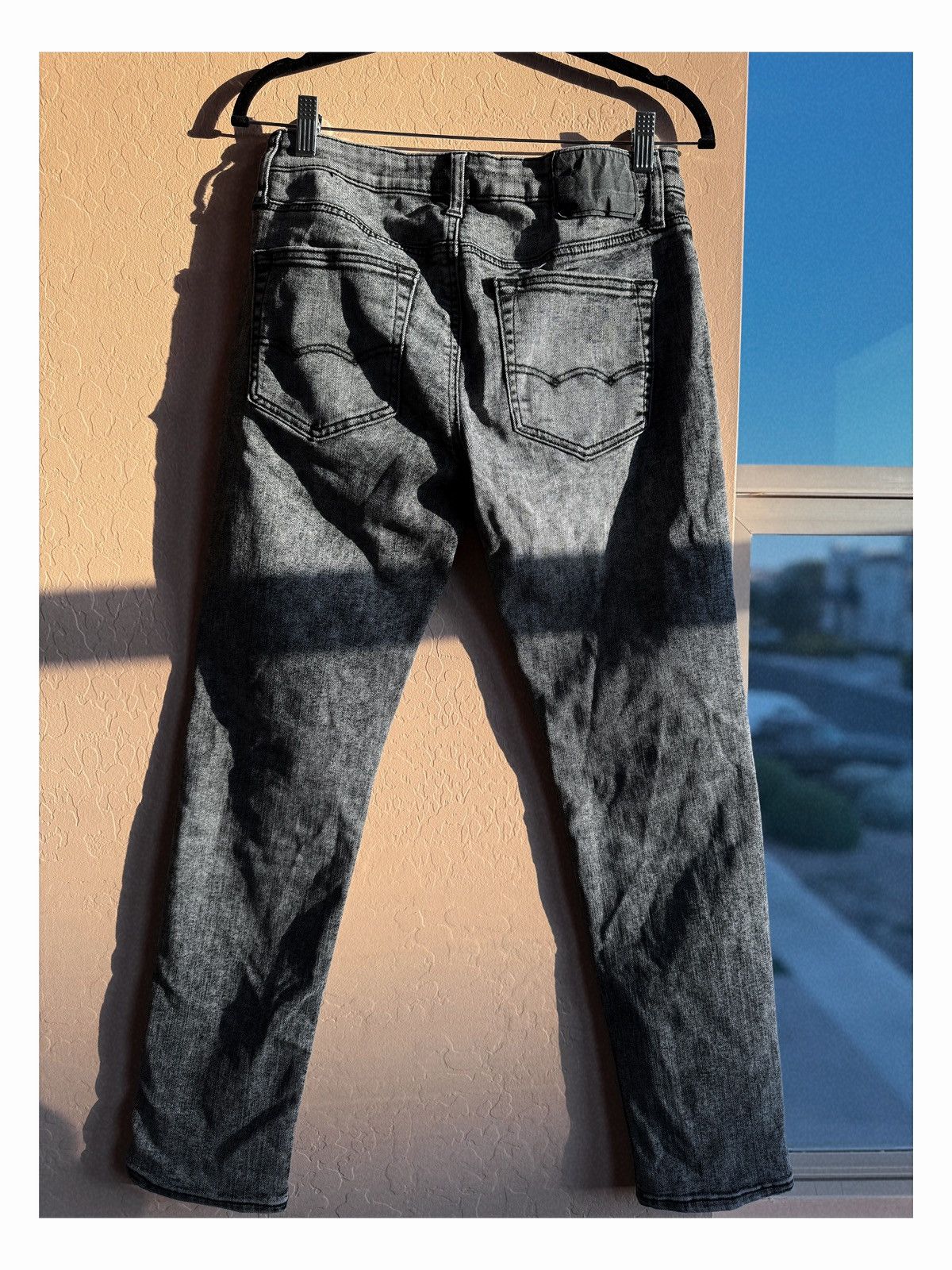 American Eagle Outfitters American Eagle Flex Skinny Jeans – Acid Wash Gray Size US 29 - 5 Thumbnail