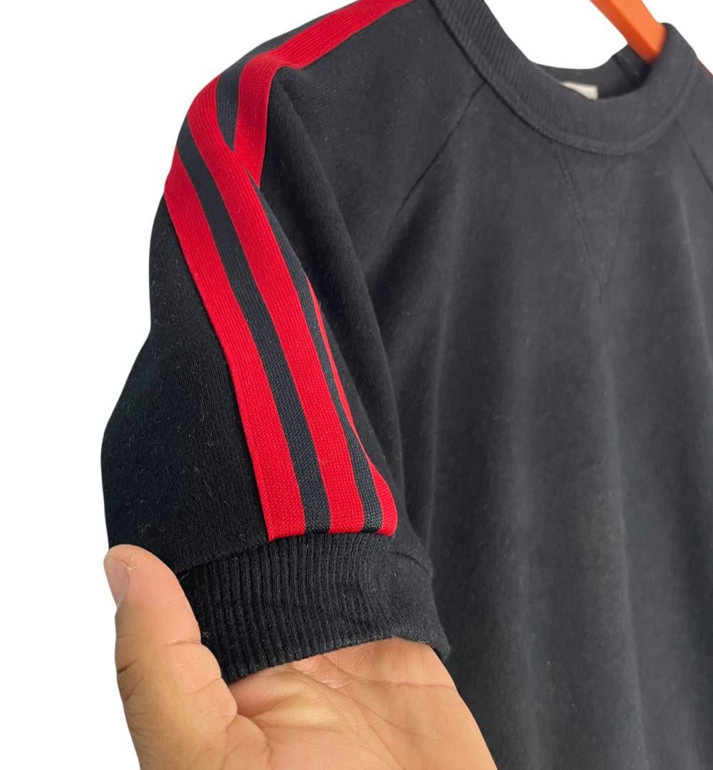 Adidas Vintage Adidas Embroided Logo Short Sleeve Sweatshirt Size US M / EU 48-50 / 2 - 5 Thumbnail
