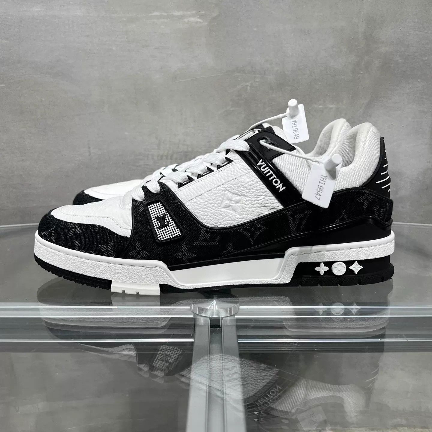 Louis Vuitton LV TRAINER Black & White Denim Sneakers UK9.5 Size US 10.5 / EU 43-44 - 3 Thumbnail
