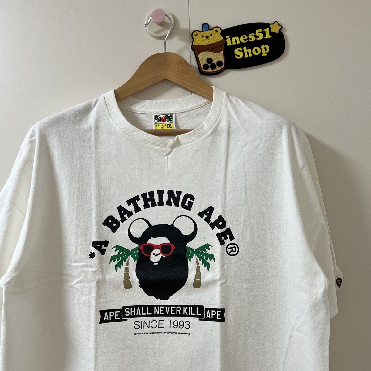 Bape Bape x bearbrick Los Angeles 1st Anniversary tee Size US XXL / EU 58 / 5 - 4 Thumbnail