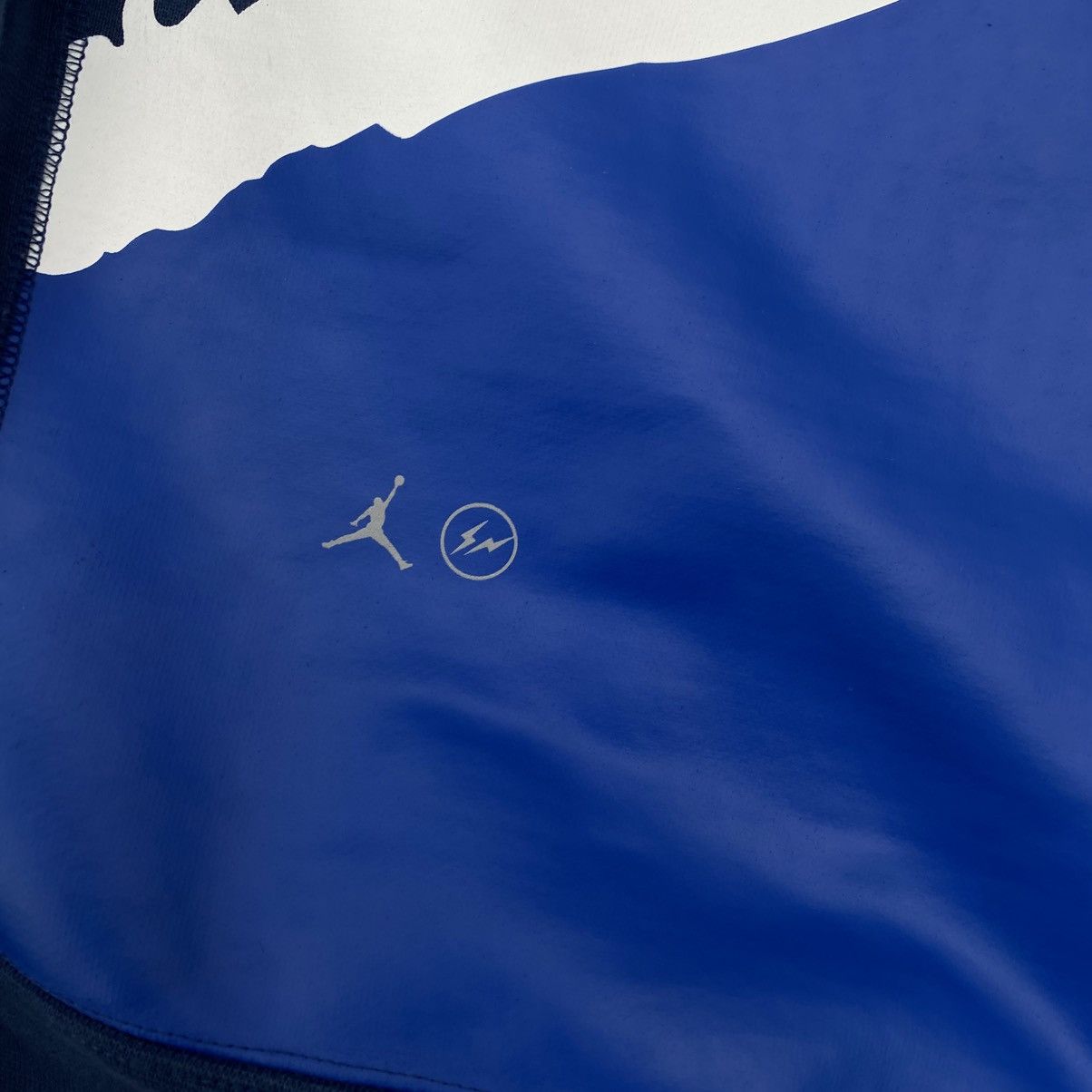 Fragment Design × Jordan Brand Nike Jordan x Fragment Crewneck Size US XXL / EU 58 / 5 - 5 Thumbnail