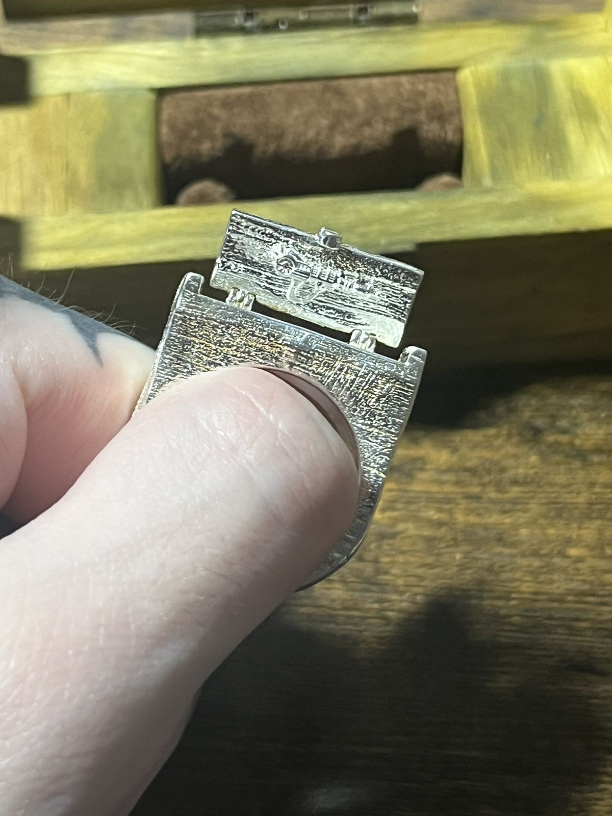 Other Louisvisuals cod zombies mystery box ring size 10 Size ONE SIZE - 9 Thumbnail