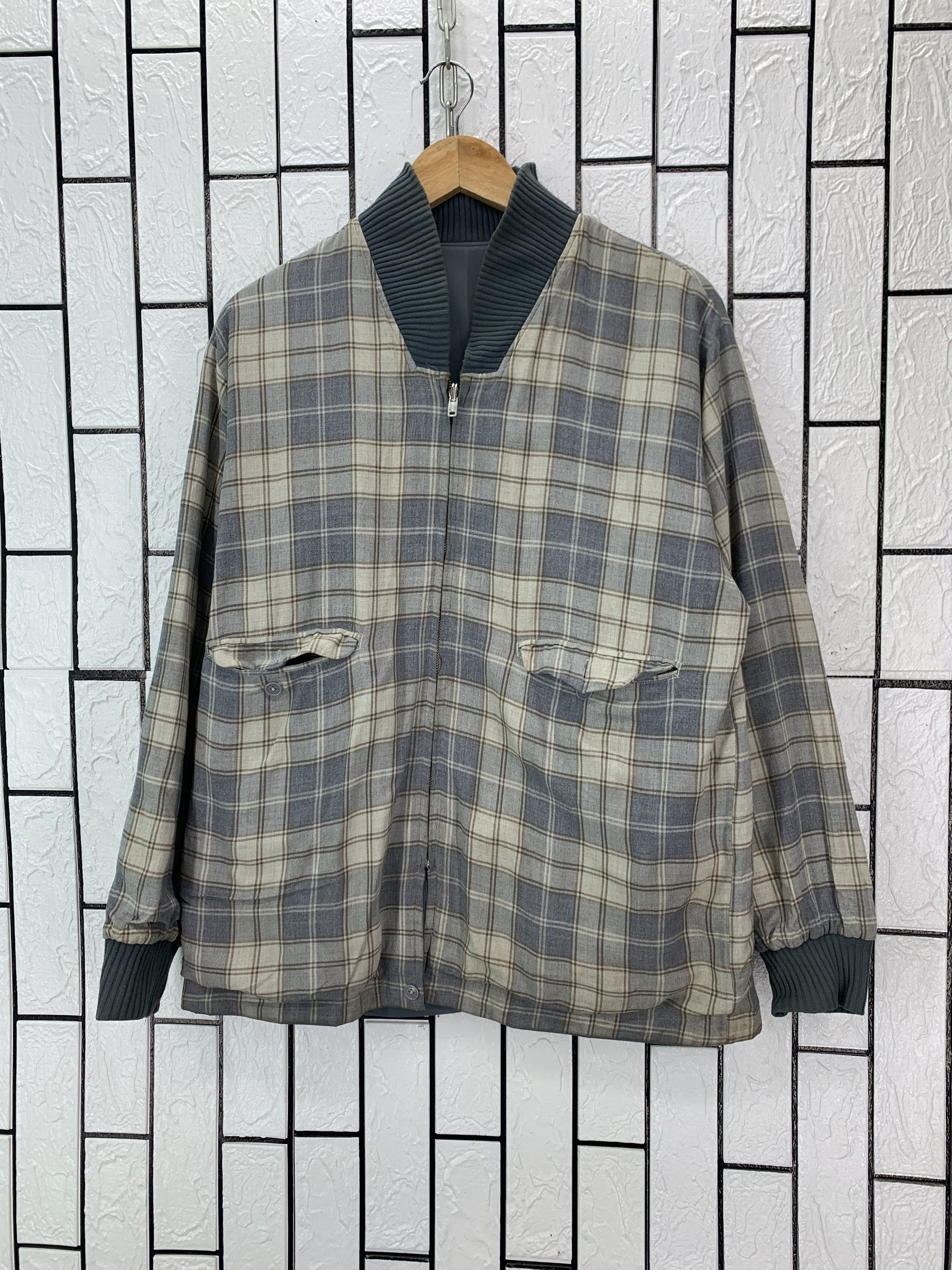 Japanese Brand Vintage Reversible Plaid/Plain Jacket Size US S / EU 44-46 / 1 - 1 Thumbnail