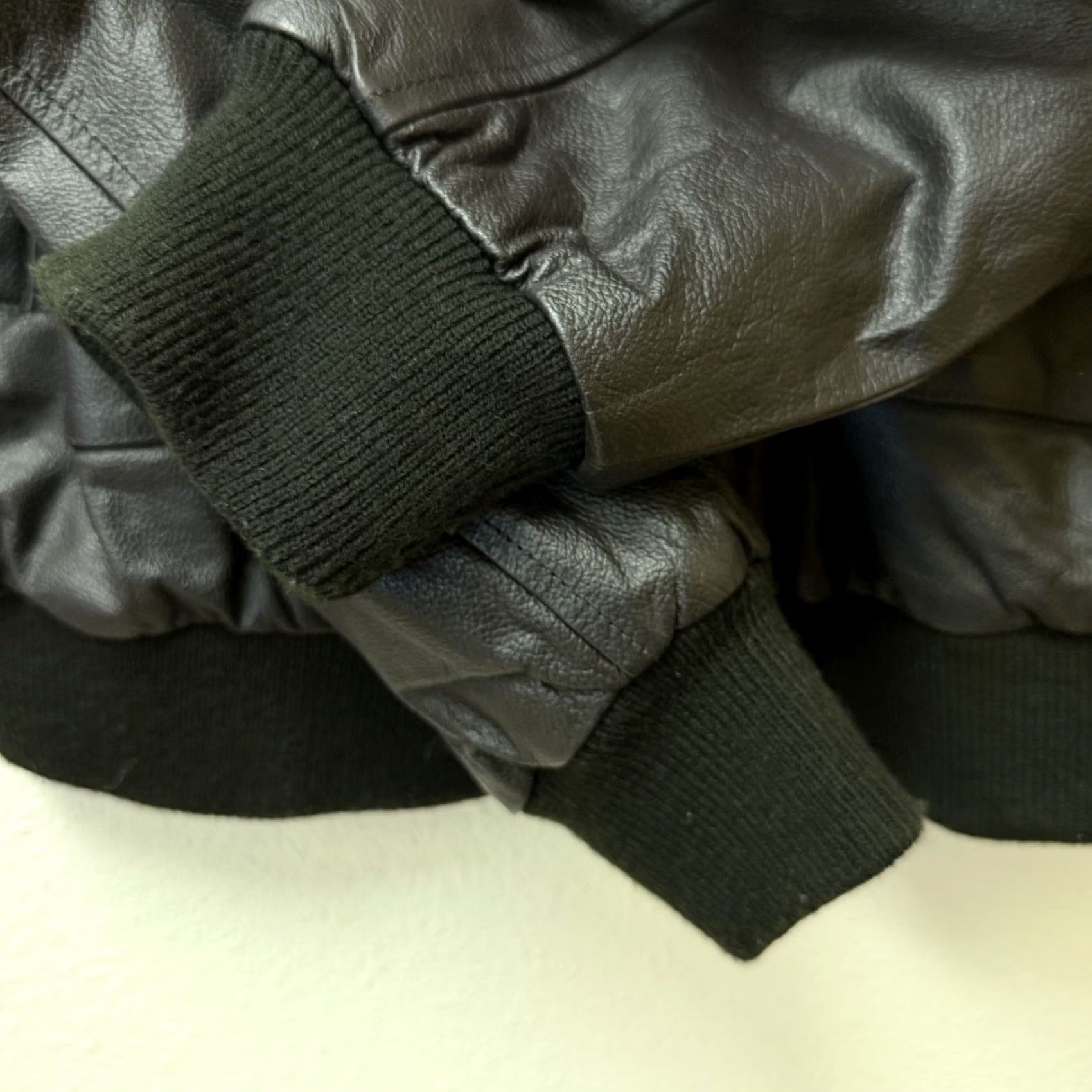 Vintage VINTAGE US Army Air Force Leather Jacket Mens M Reg Black Flyer's A-2 Size US L / EU 52-54 / 3 - 6 Thumbnail