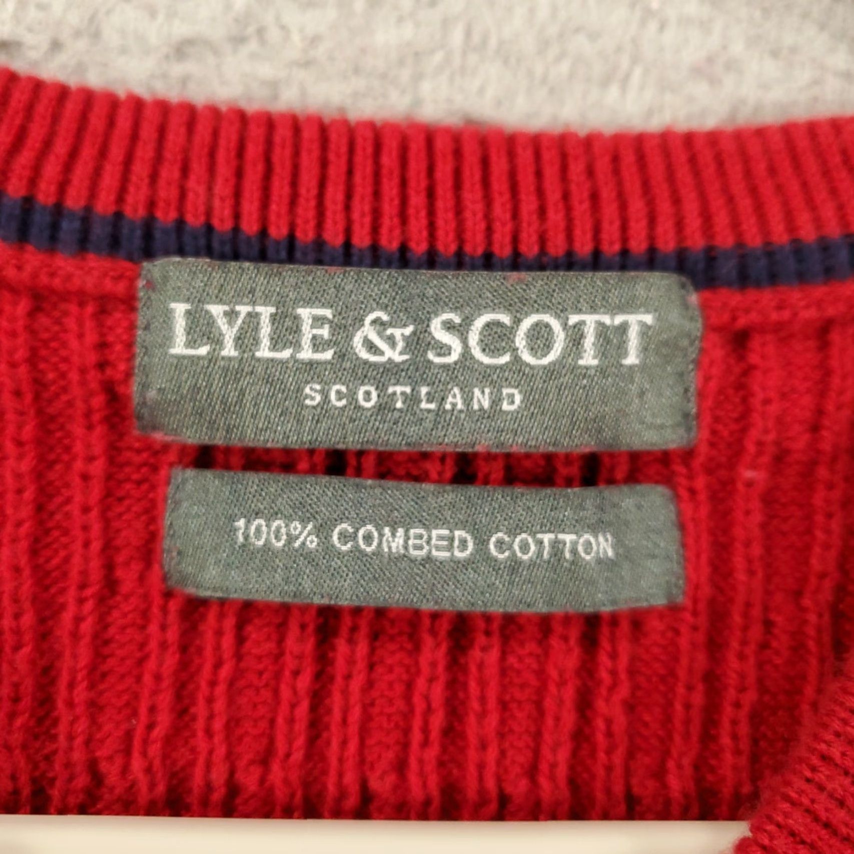 Lyle & Scott Lyle & Scott Vest Sweater Mens XL Red V-Neck Golf Knit Sleeveless Classic Preppy All Seasons Size US XL / EU 56 / 4 - 4 Thumbnail
