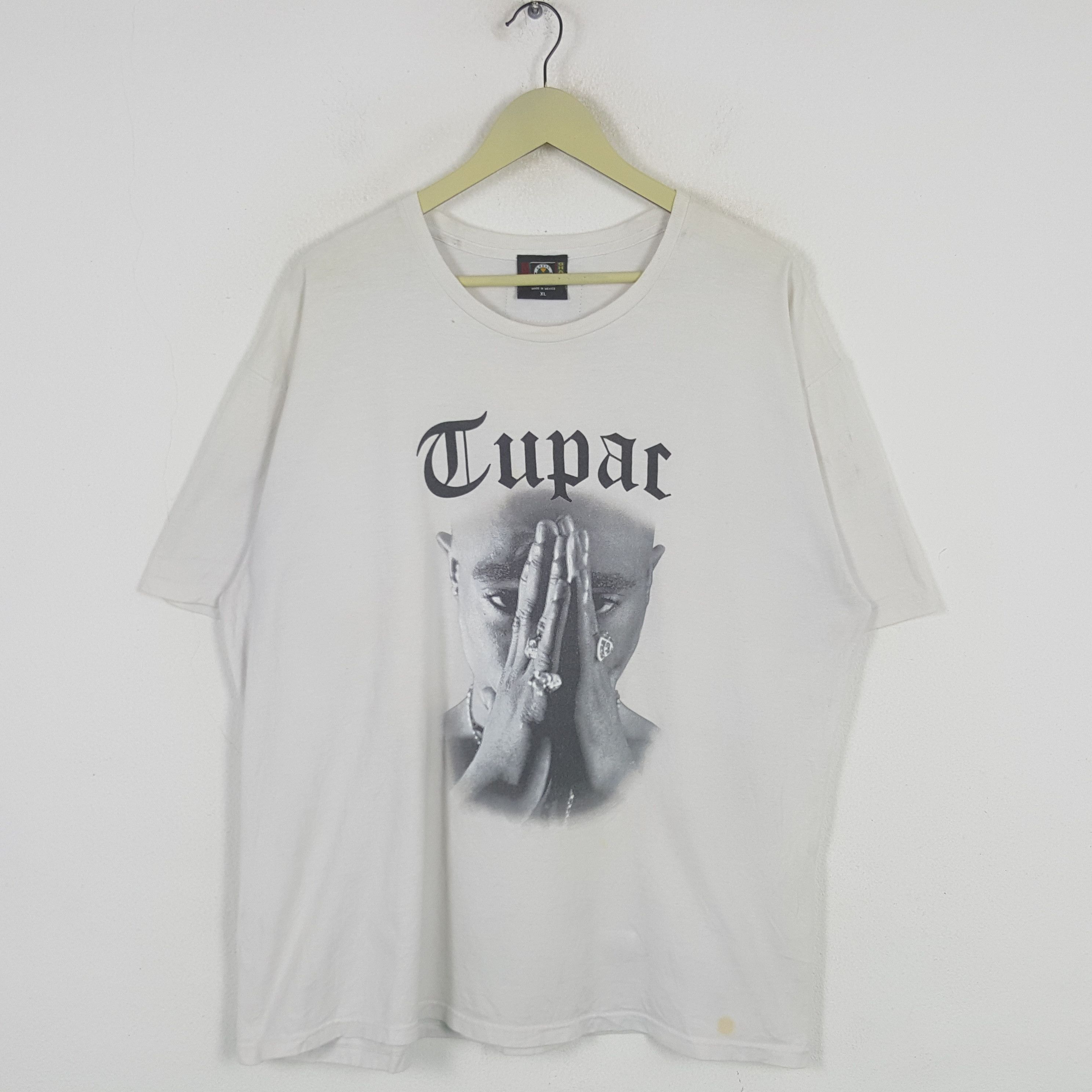 Band Tees × Vintage Vintage TUPAC SHAKUR American Rapper T-shirt Size US XL / EU 56 / 4 - 1 Thumbnail
