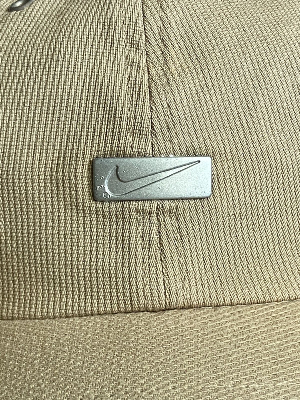 Nike Nike Vintage Beige Cap OS Metal Logo Size ONE SIZE - 3 Thumbnail