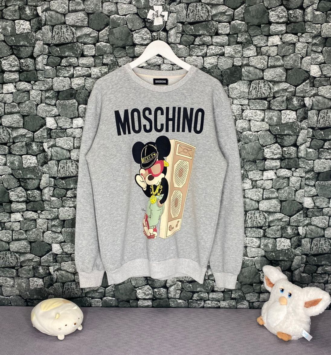 Moschino Vintage Moschino Mickey Mouse Sweatshirt Size US L / EU 52-54 / 3 - 1 Thumbnail