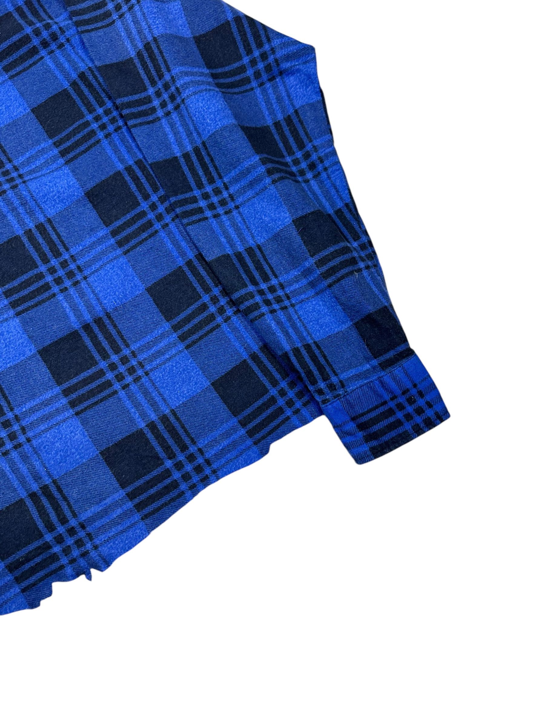 Japanese Brand × Vintage Vintage y2k Blue Flannel Cropped Button Up Shirt Size US L / EU 52-54 / 3 - 6 Thumbnail