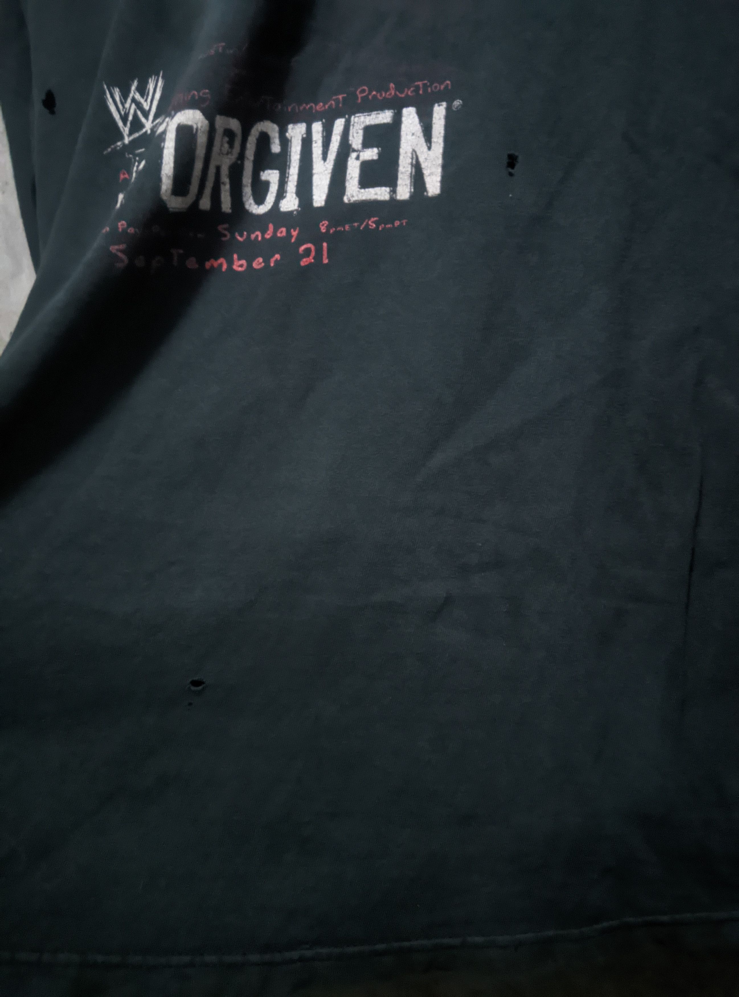 Vintage Vintage 2003 thrashed wwe wwf unforgiven wrestling movie Size US XL / EU 56 / 4 - 5 Thumbnail