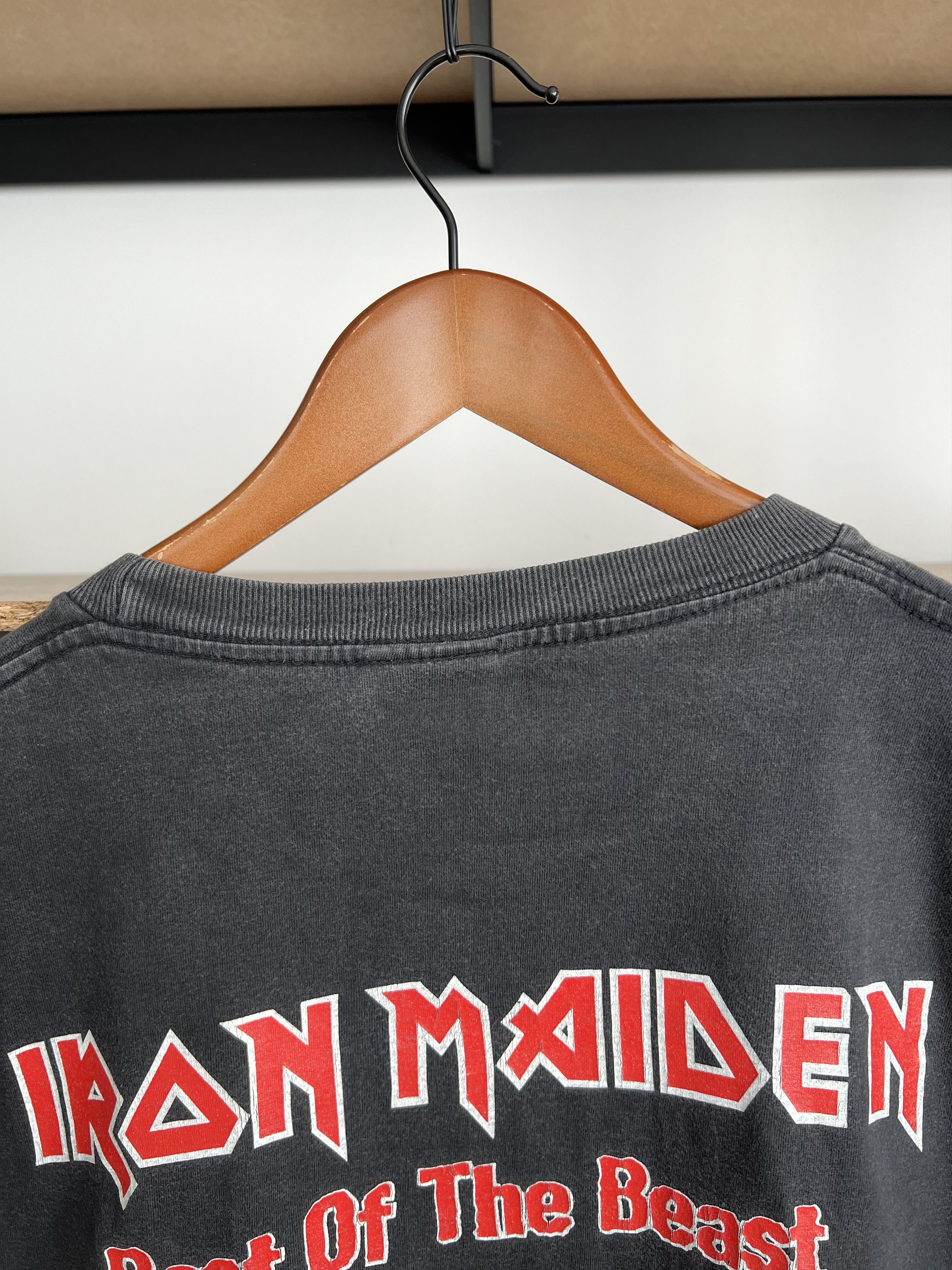 Band Tees Vintage 1996 Iron Maiden Best of the Beast Black T-shirt Size US XL / EU 56 / 4 - 21 Thumbnail