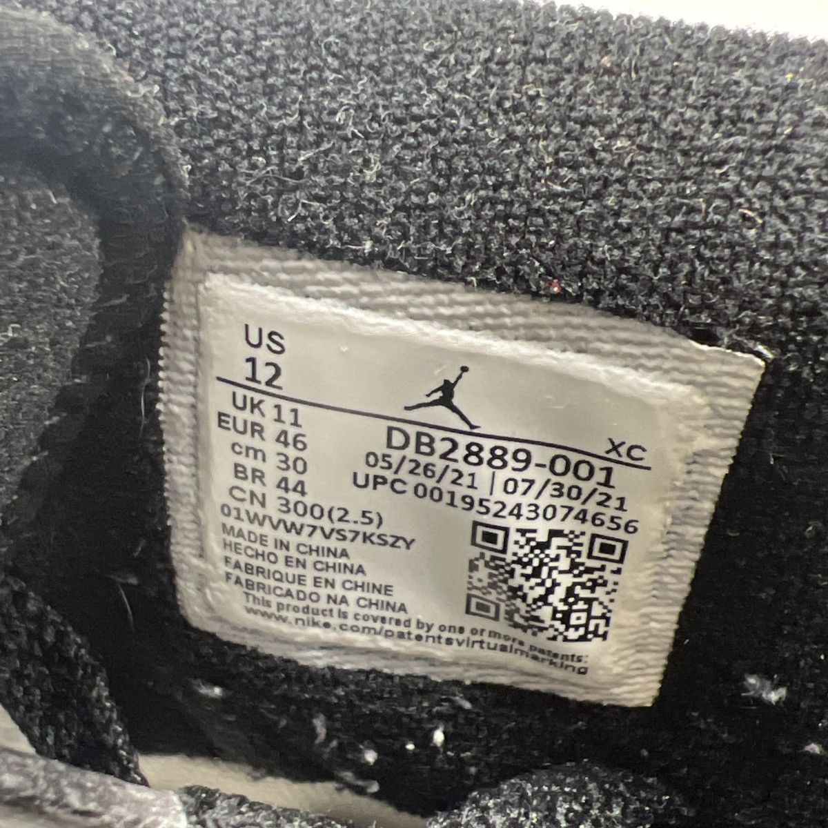 Nike Air Jordan 1 high element gore Tex black particle grey Size US 12 / EU 45 - 9 Thumbnail