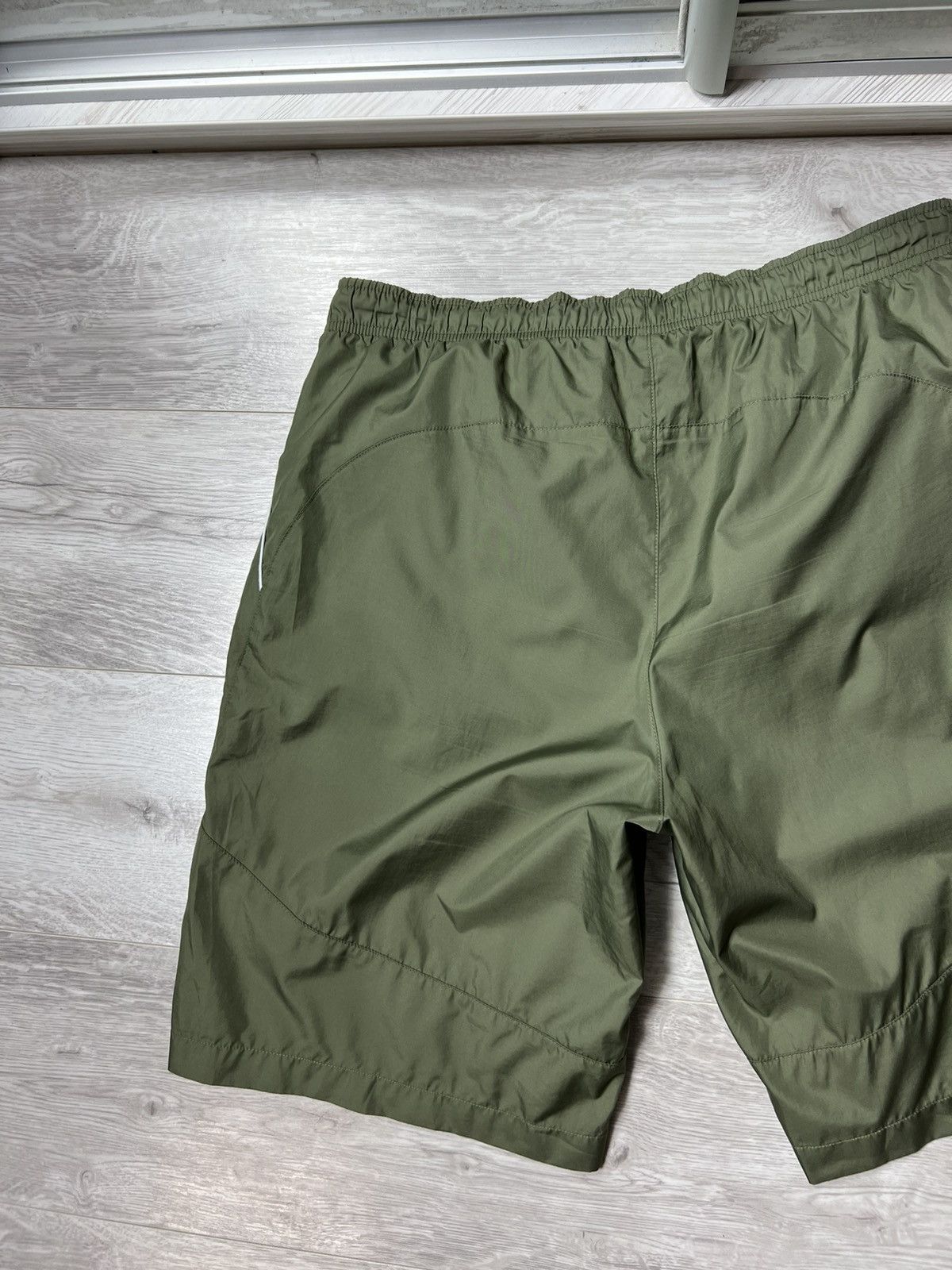 Nike × Vintage Vintage Nike Embroidered Swoosh Logo Nylon Shorts Size L Size US 34 / EU 50 - 9 Thumbnail