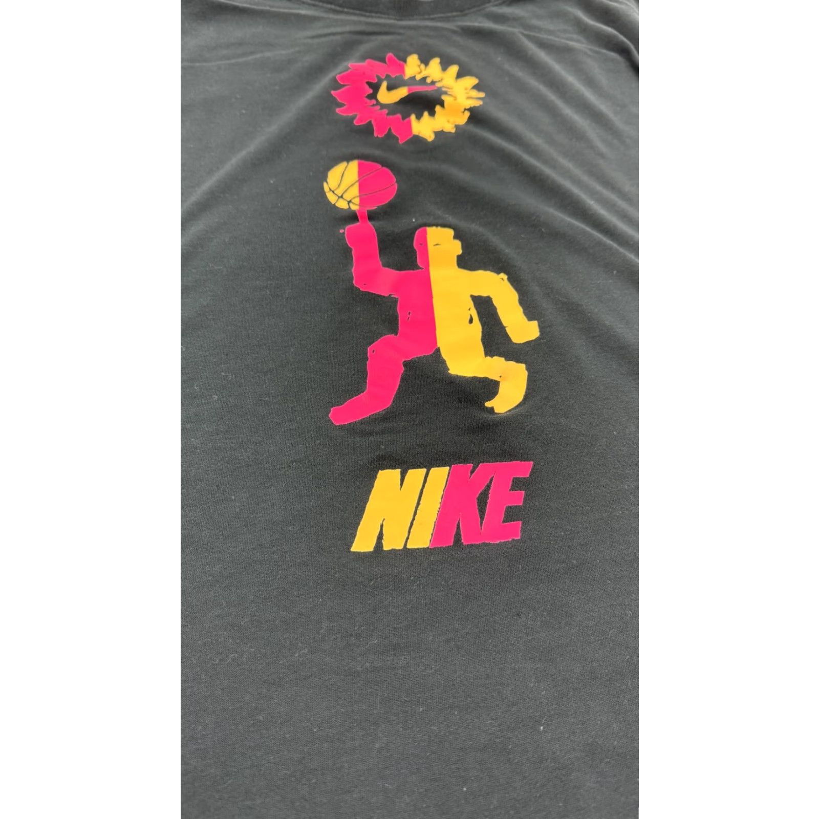 Nike Nike Shirt Mens XL Black Dri-FIT Graphic Swoosh Athletic Tee Short Sleeve Crew Neck Basketball Sports Athleisure Mens Size US XL / EU 56 / 4 - 2 Thumbnail