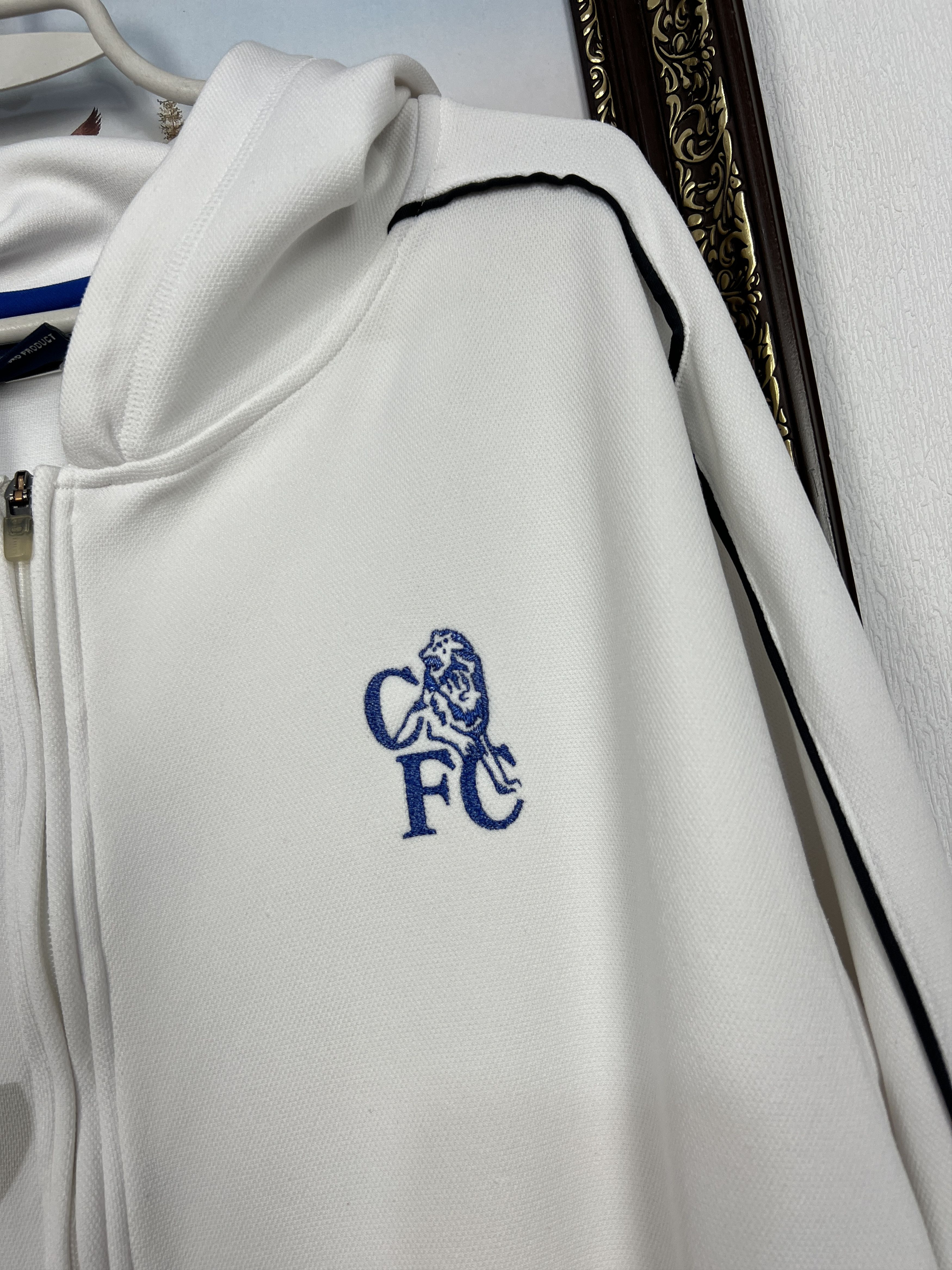 Umbro Vintage Umbro Chelsea Football Jacket Soccer Track Top Size US XL / EU 56 / 4 - 4 Thumbnail
