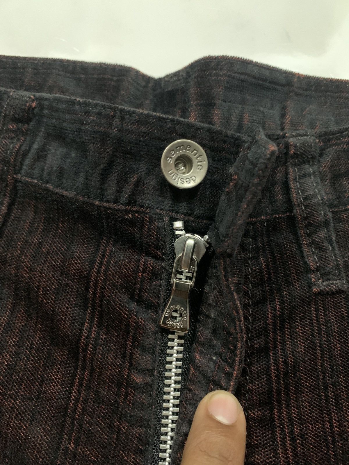 semanticdesign Semanticdesign Corduroy 8 Pocket Cargo Pant Size US 29 - 8 Thumbnail