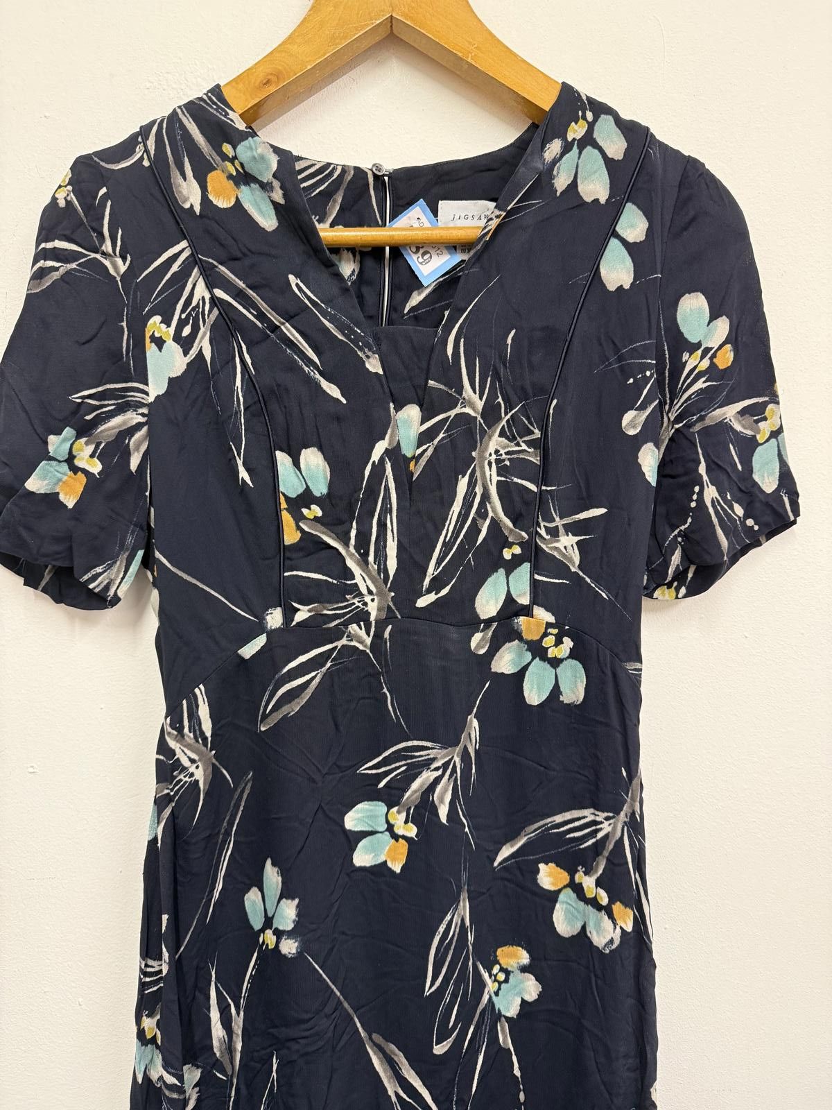 Jigsaw Jigsaw Black Floral Midi Dress with Puff Sleeves Size XS / US 0-2 / IT 36-38 - 3 Thumbnail