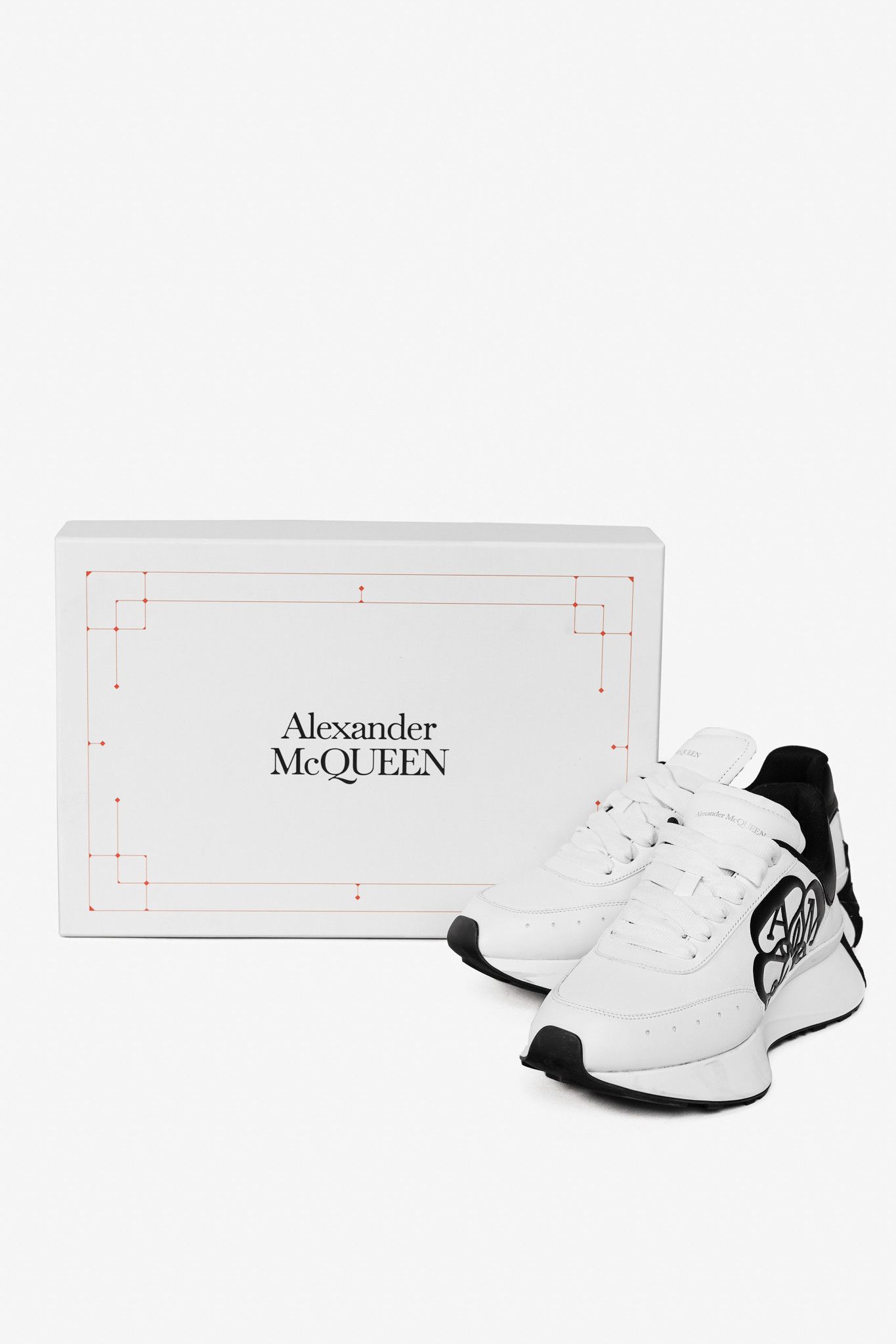 Alexander McQueen Alexander McQueen Sprint Runner White Black Leather Sneakers Size US 8.5 / IT 38.5 - 13 Thumbnail