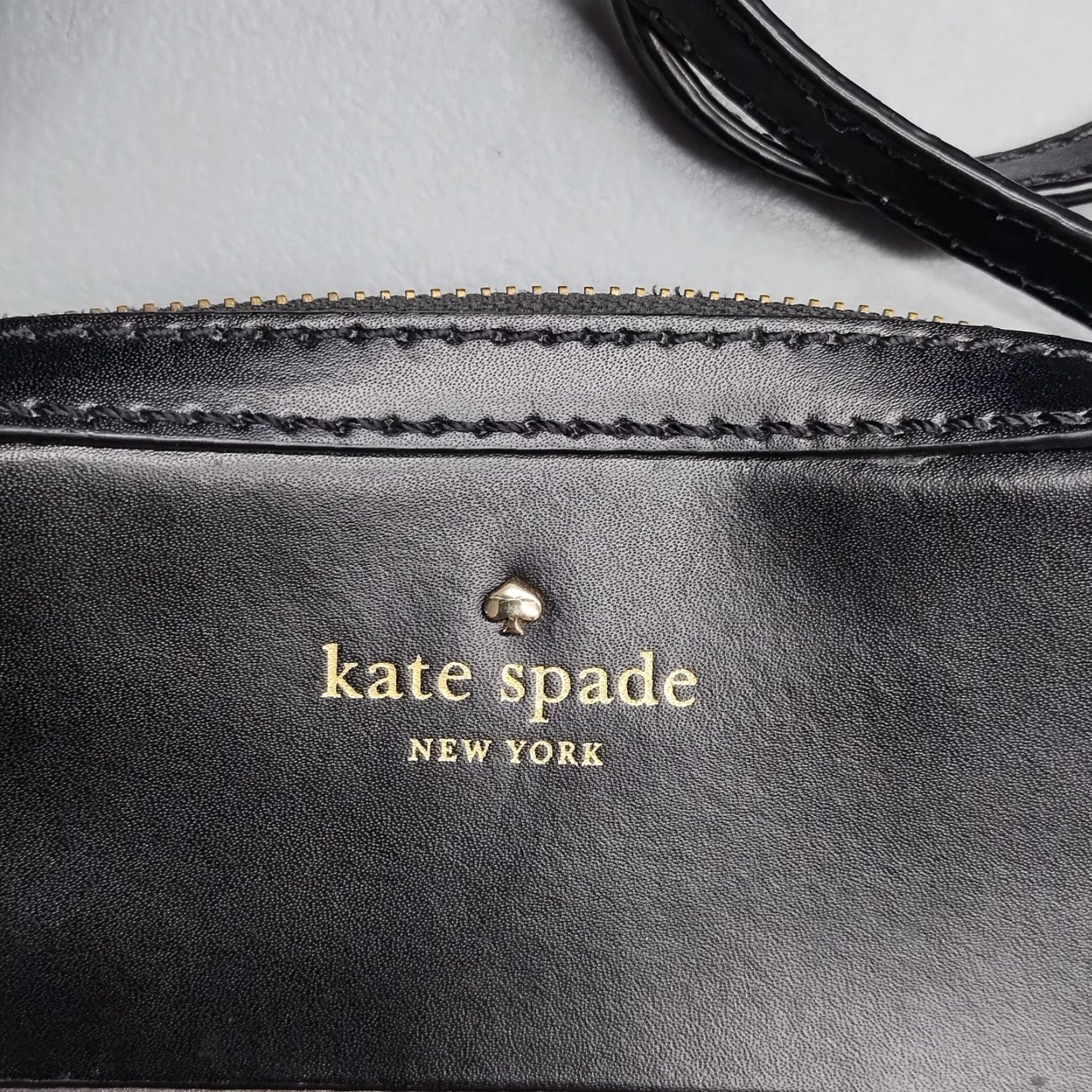 Vintage kate spade new york Ivy Street Clover Crossbody Bag Womens Black Silver Adjustable Strap Crossbody Bag Womens Small Black & Silver 90s style Size ONE SIZE - 5 Thumbnail
