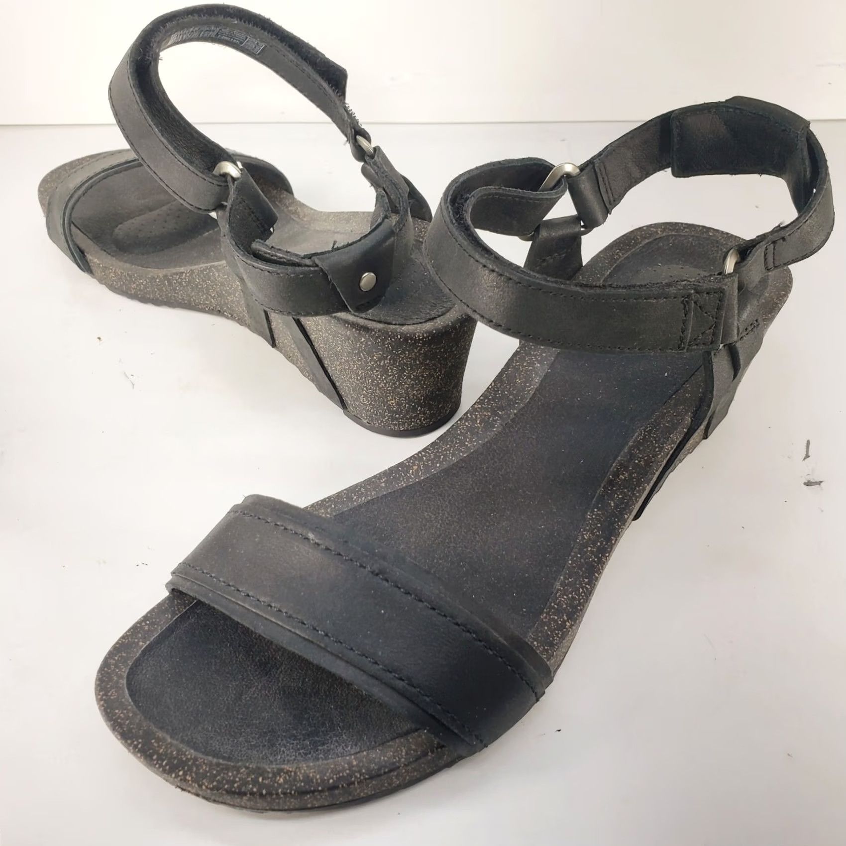 Teva Teva Women’s Ysidro Stitch Black Leather Wedge Sandals Size 8.5 Size US 9 / IT 39 - 3 Thumbnail