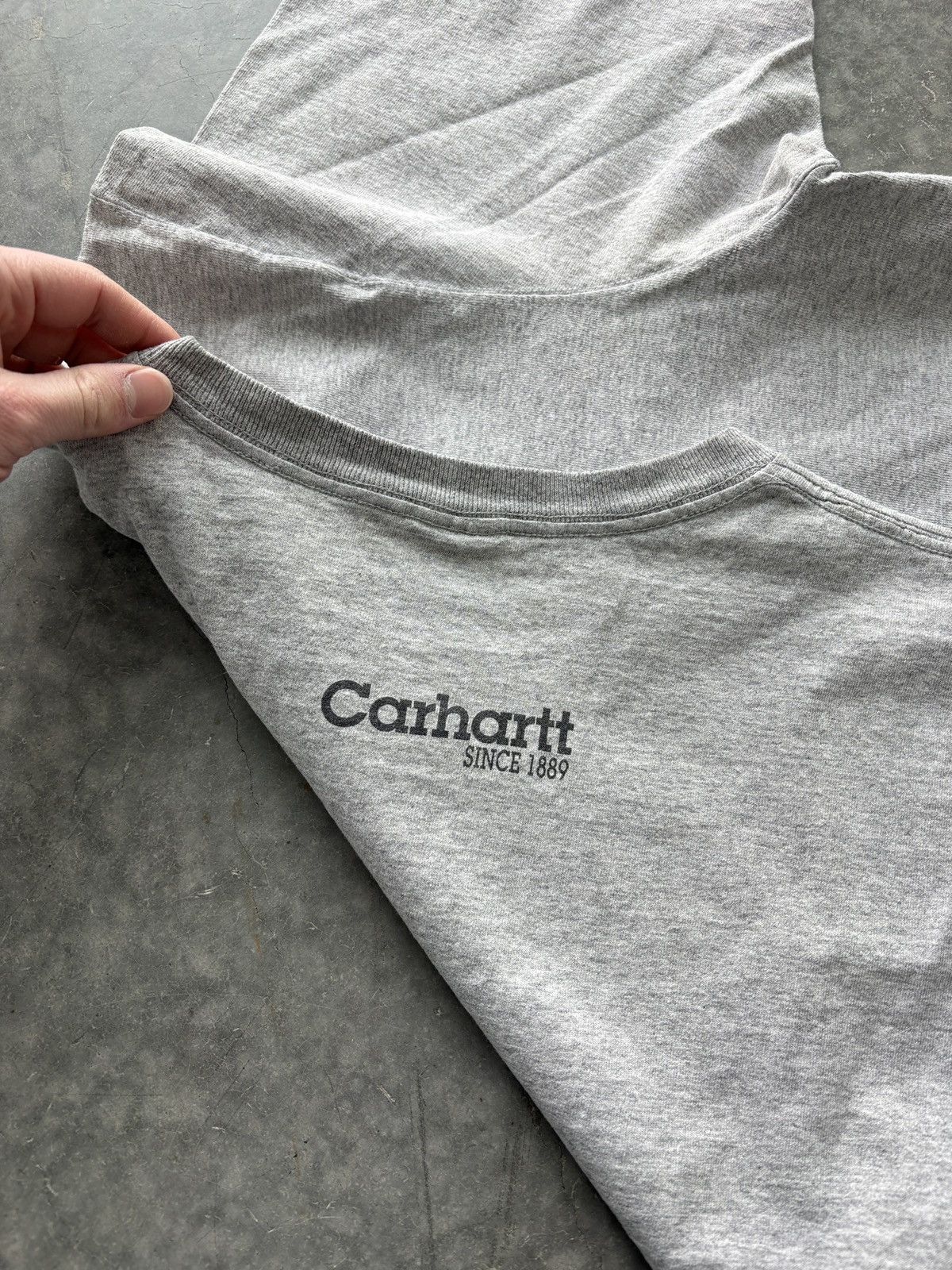 Carhartt Vintage Y2K Carhartt Logo Graphic Tee Size US L / EU 52-54 / 3 - 7 Thumbnail