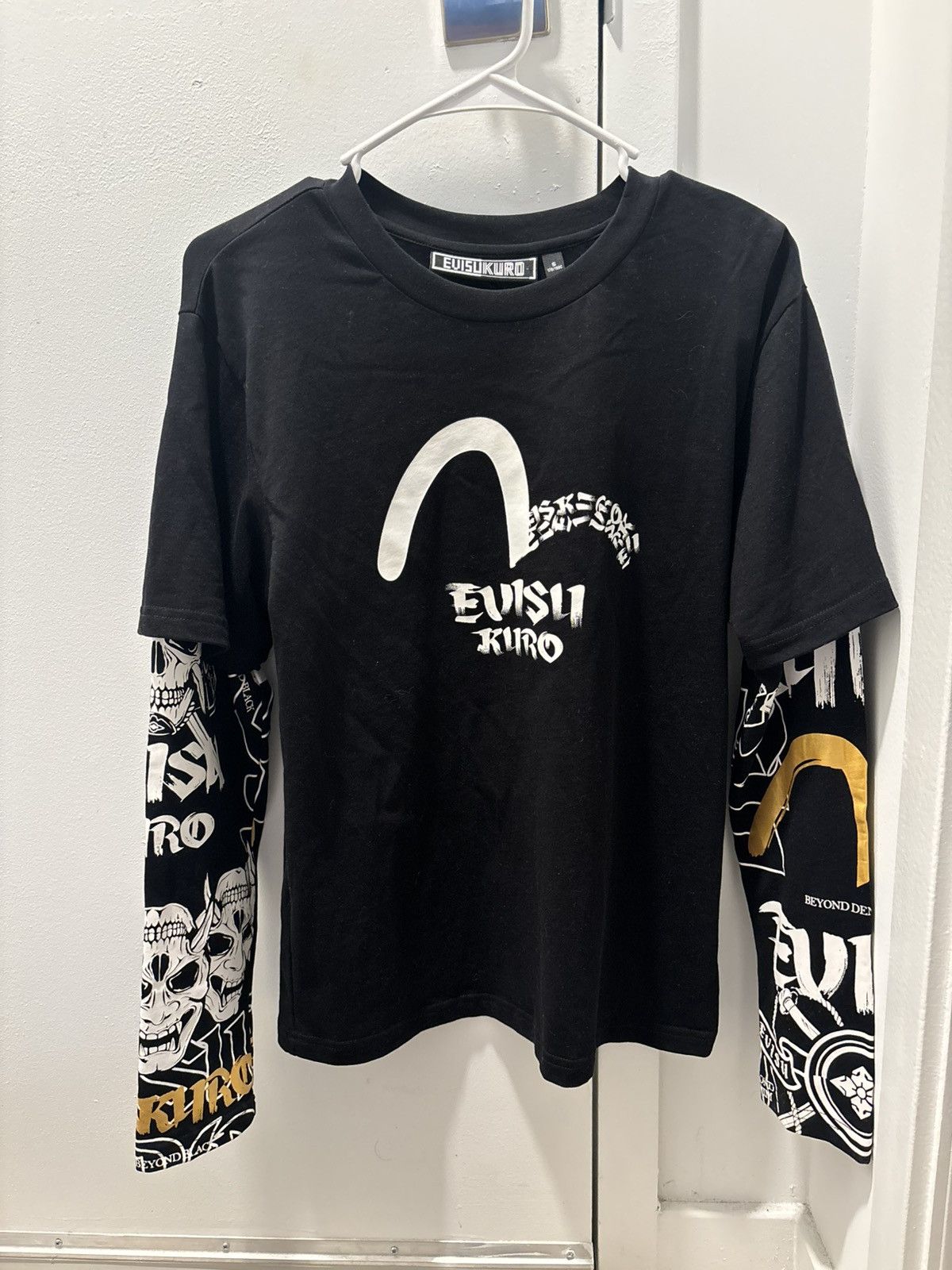 Evisu Rare Vintage Evisu Skull Long Sleeve T-Shirt Size US S / EU 44-46 / 1 - 1 Thumbnail