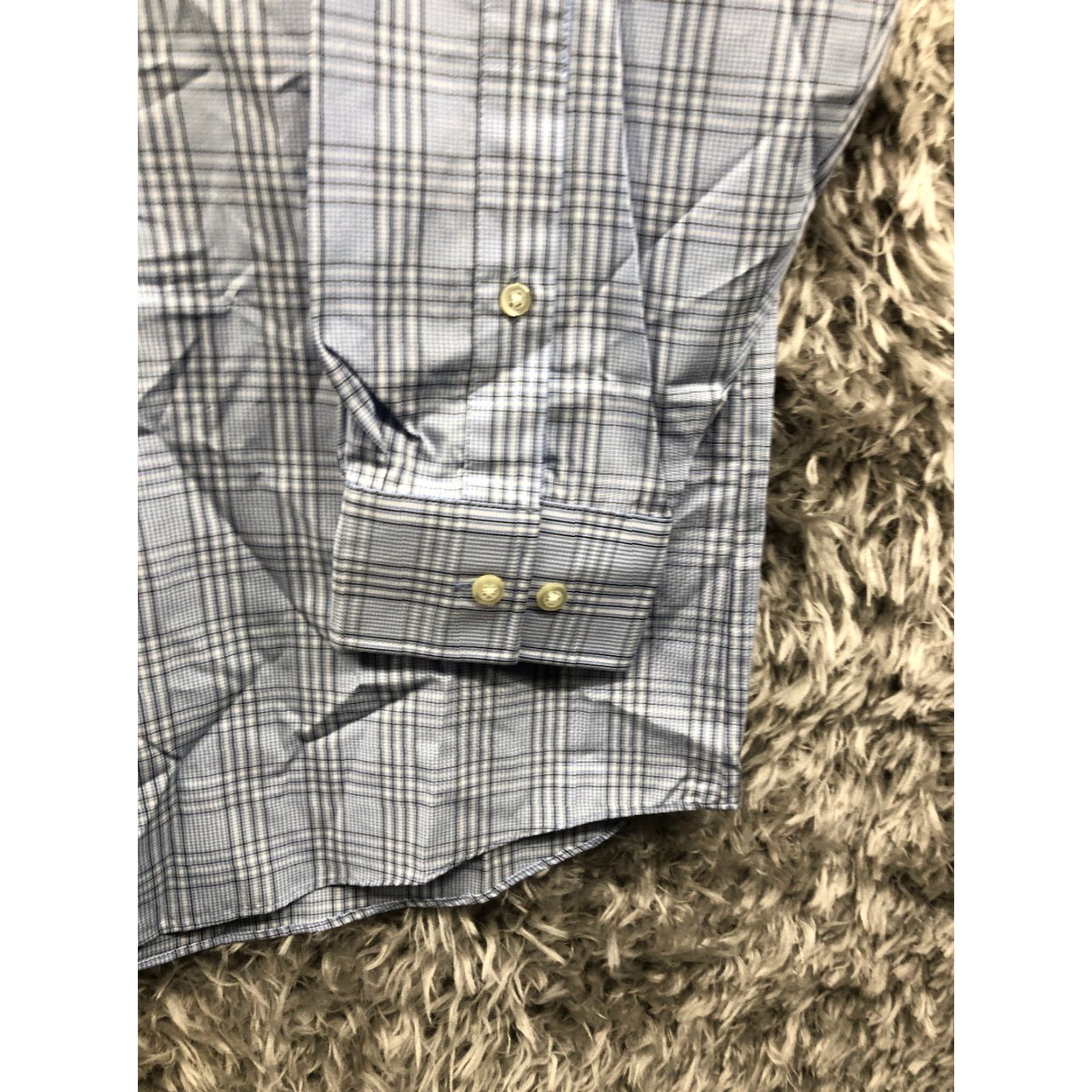 Van Heusen Van Heusen Shirt Mens Blue Plaid Long Sleeve Spread Collar Size M Regular Fit Size US M / EU 48-50 / 2 - 3 Thumbnail