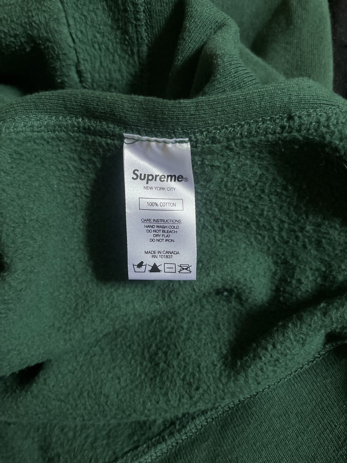 Supreme Supreme Sequin Viper Hooded Sweatshirt Size US M / EU 48-50 / 2 - 6 Thumbnail