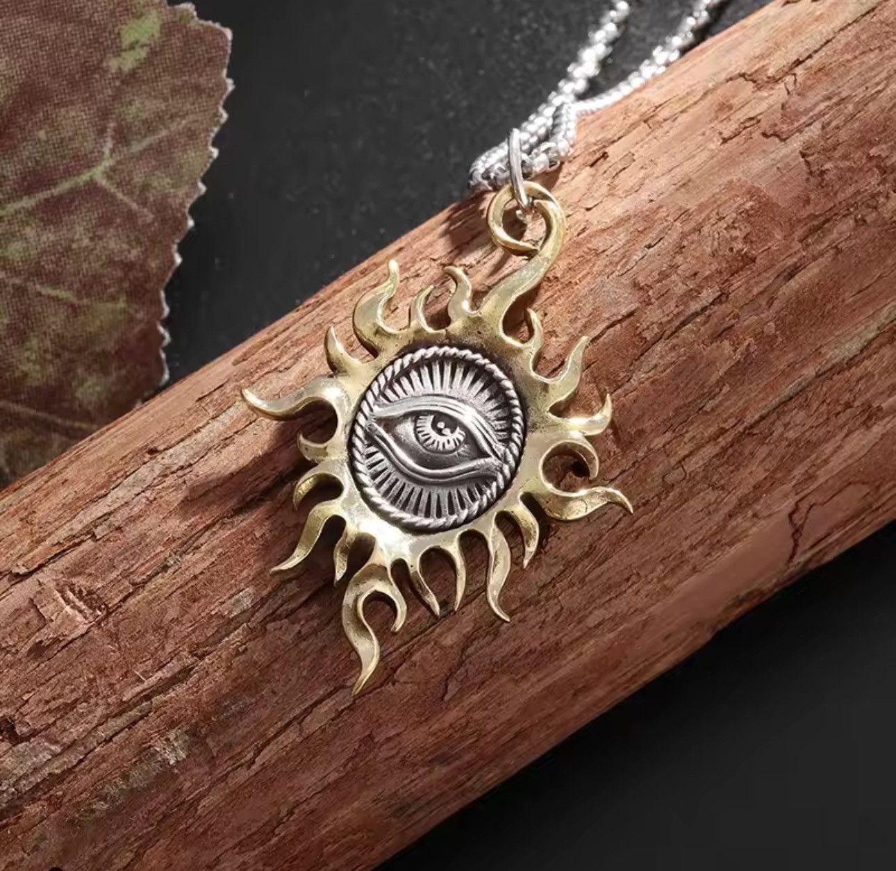 Jewelry Retro Gothic Sun God Eye Punk Necklace Chain Size ONE SIZE - 2 Thumbnail
