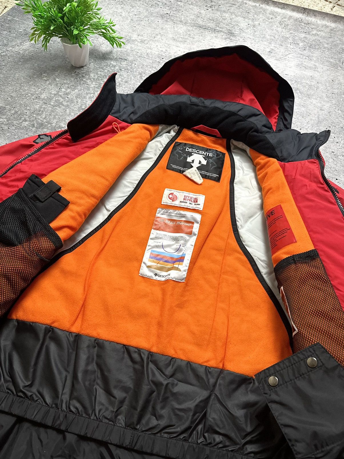 Descente Vintage 90s Descente Ski Goggle Pocket Jacket Titan Thermo Size US S / EU 44-46 / 1 - 8 Thumbnail