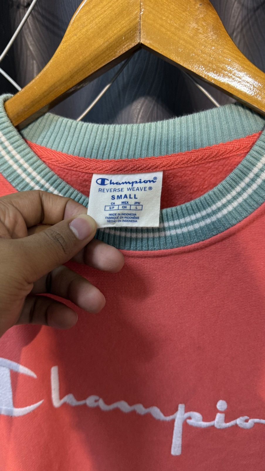 Champion VINTAGE REVERSE WEAVE CHAMPION CREWNECK SWEATSHIRT SMALL Size US S / EU 44-46 / 1 - 5 Thumbnail
