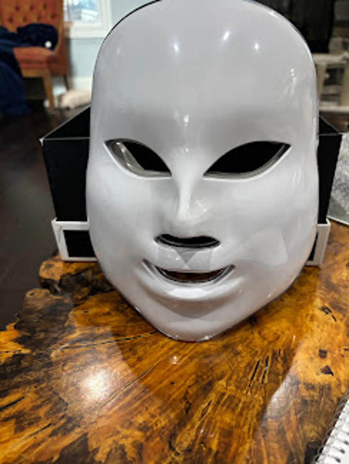 Other LED Beauty Mask for Facial Skin Treatment NIB $599 MSRP Size ONE SIZE - 1 Thumbnail