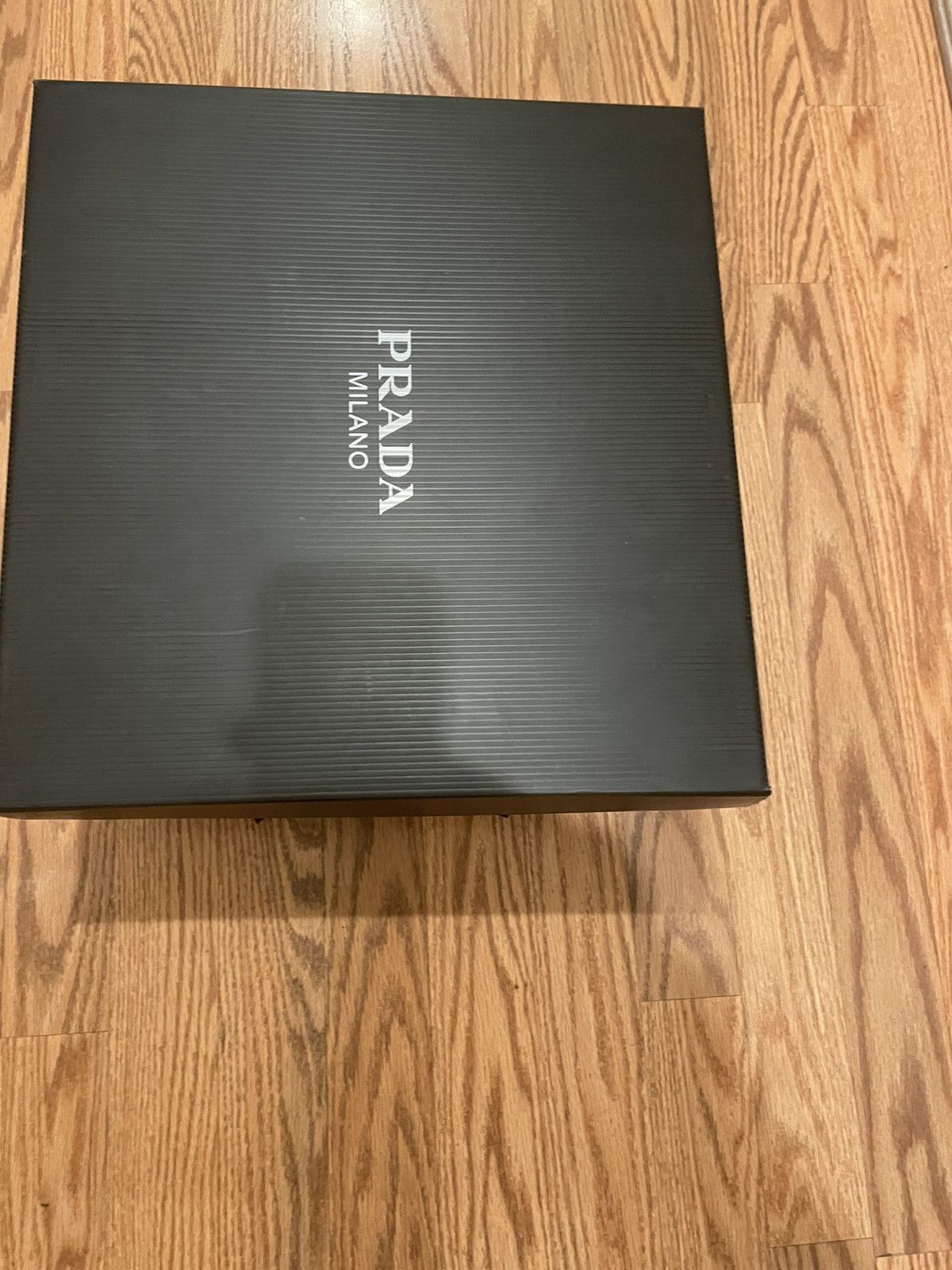 Prada Prada thunder cloud burst size 10 men Size US 10 / EU 43 - 2 Thumbnail
