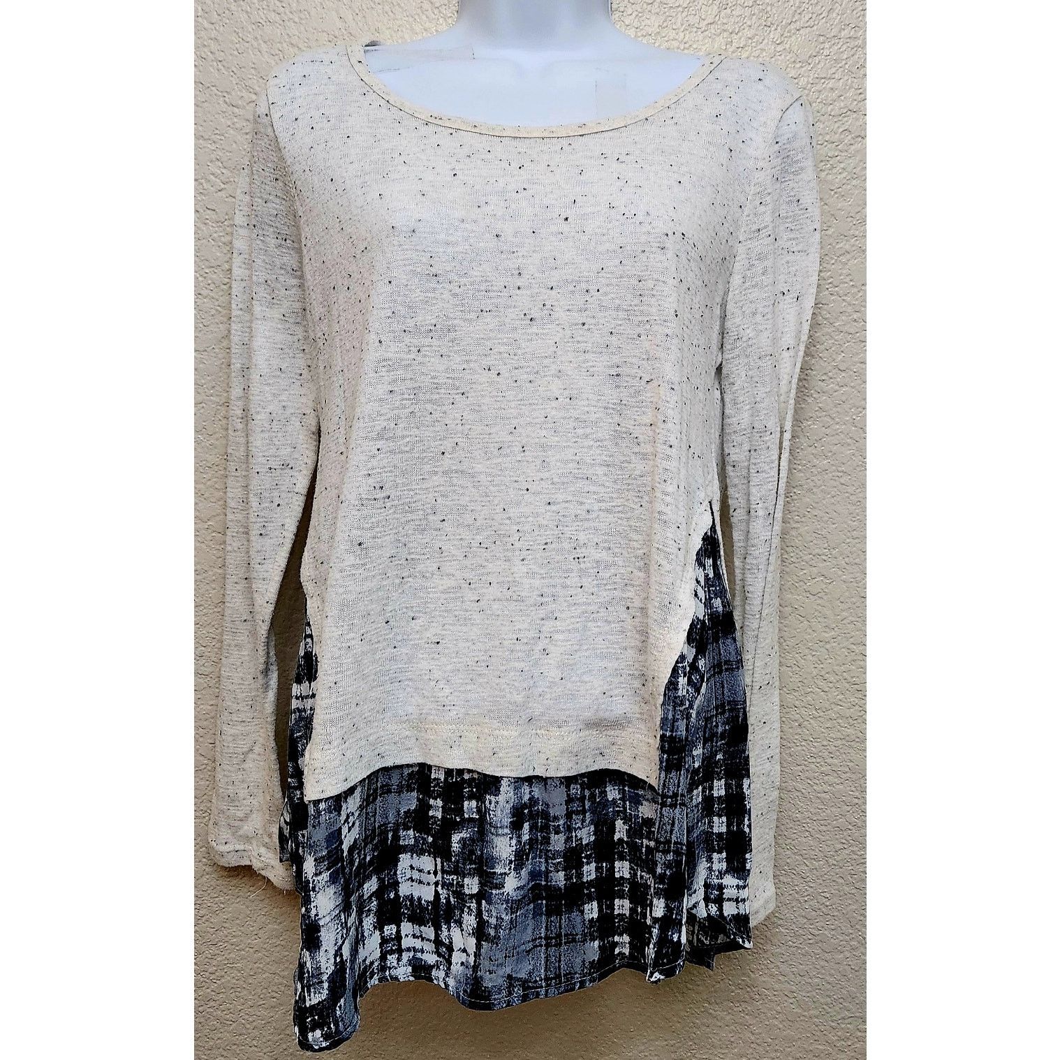 Other Blue White Popcorn Knit Layer Look Top Medium Lightweight Size M / US 6-8 / IT 42-44 - 1 Thumbnail