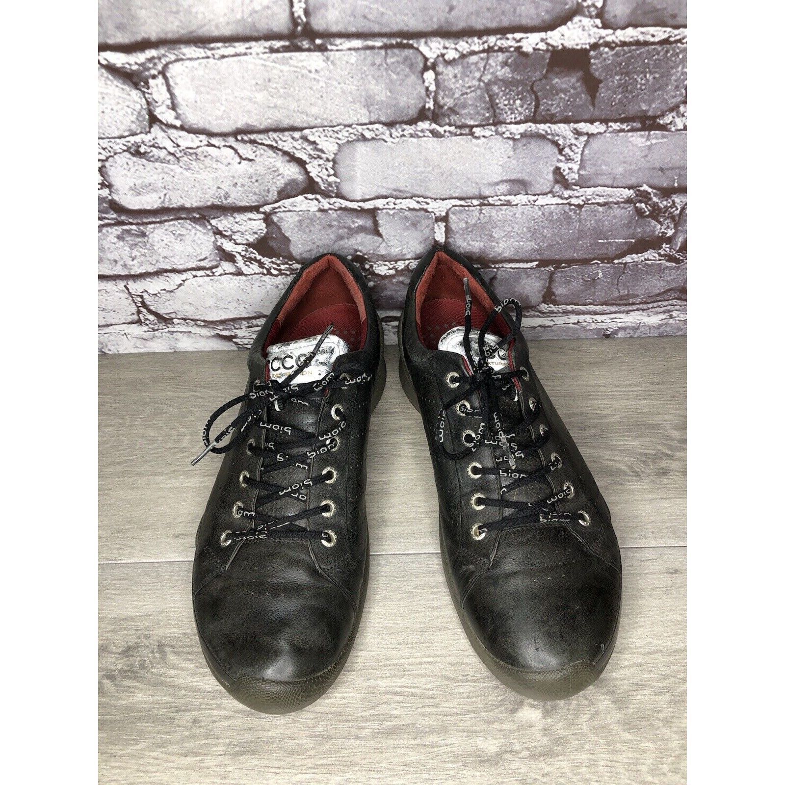 Ecco ECCO Biom Black Yak Leather Spikeless Red Casual Golf Shoes Size US 11 / EU 44 - 2 Thumbnail