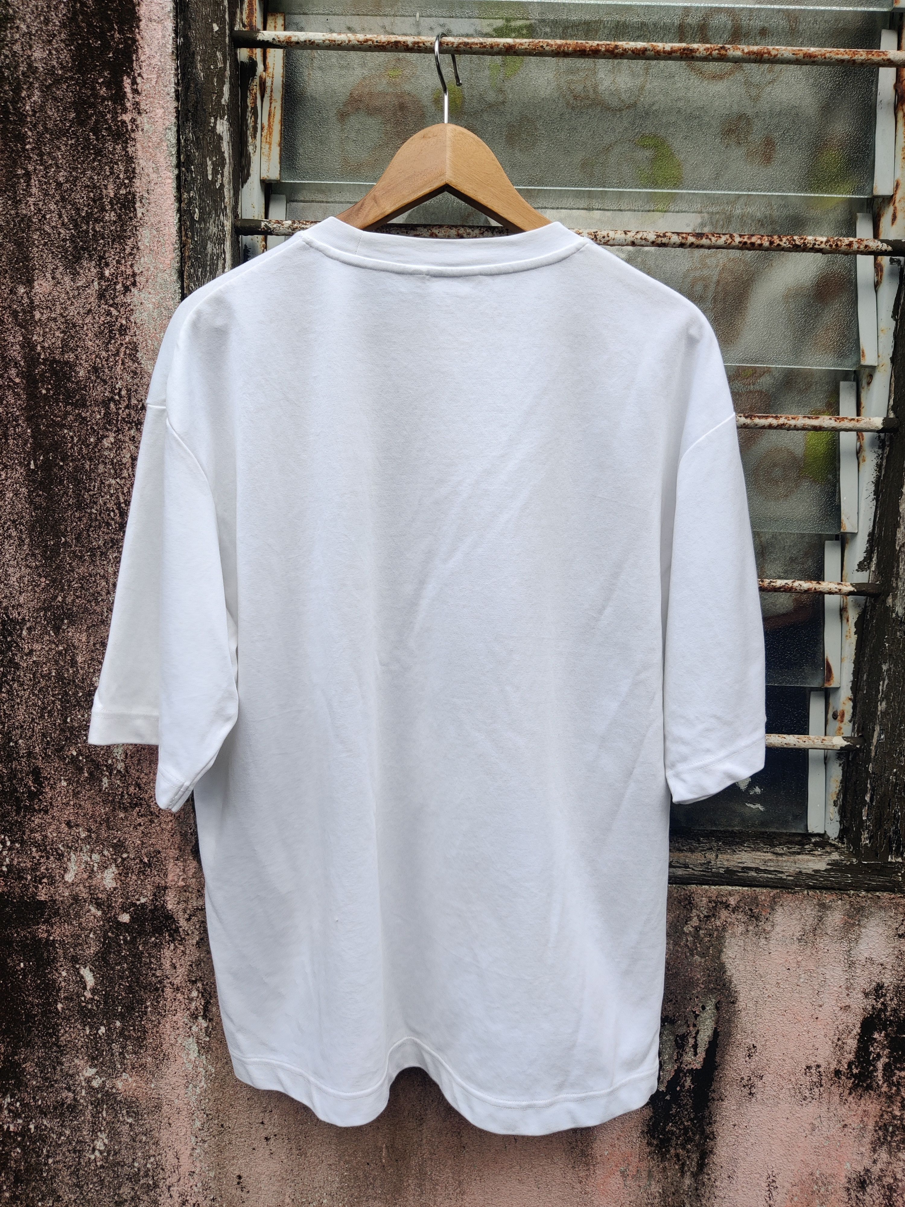Christophe Lemaire Vintage Uniqlo Lemaire AIRism All White Shirt Size US L / EU 52-54 / 3 - 3 Thumbnail