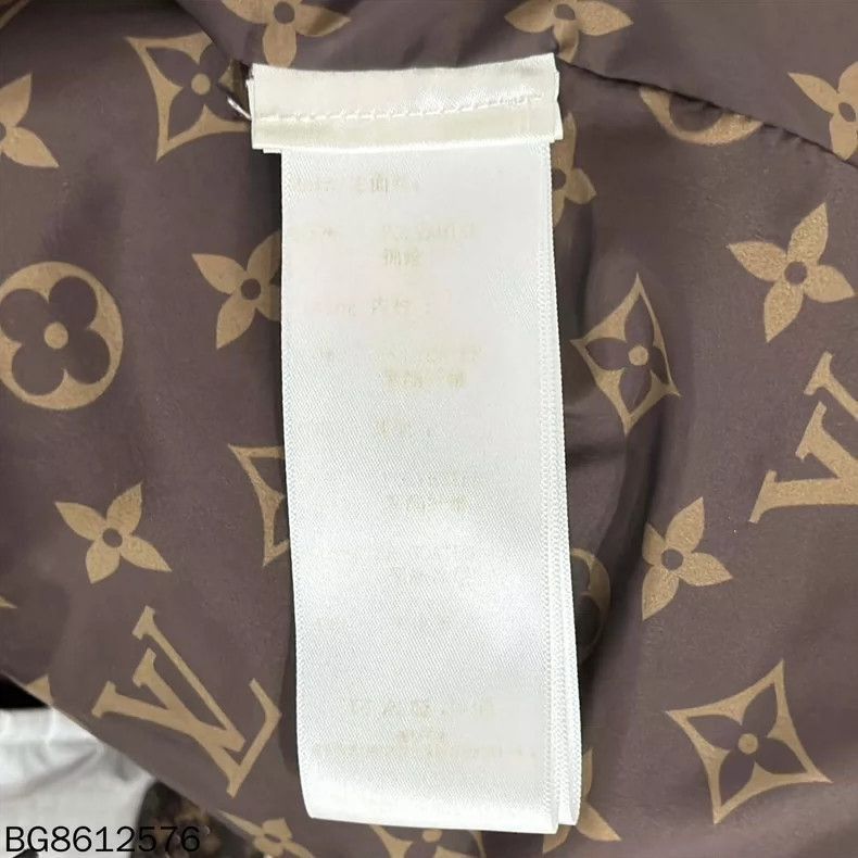 Louis Vuitton Louis Vuitton Ski Capsule Down Jacket- Size XS / US 0-2 / IT 36-38 - 6 Thumbnail