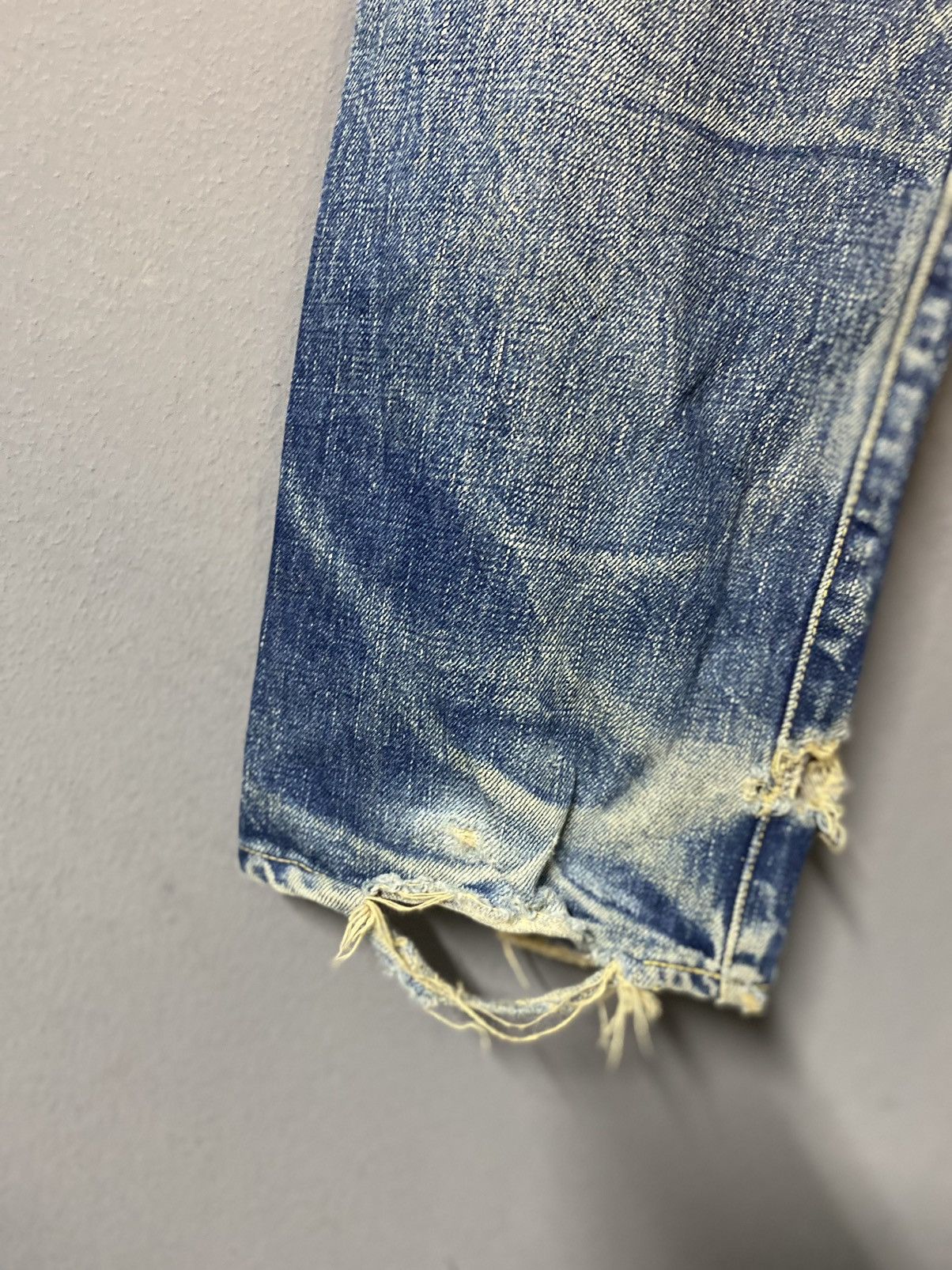 Blue Blue Japan Blue blue japan distressed selvedge denim Size US 28 / EU 44 - 9 Thumbnail