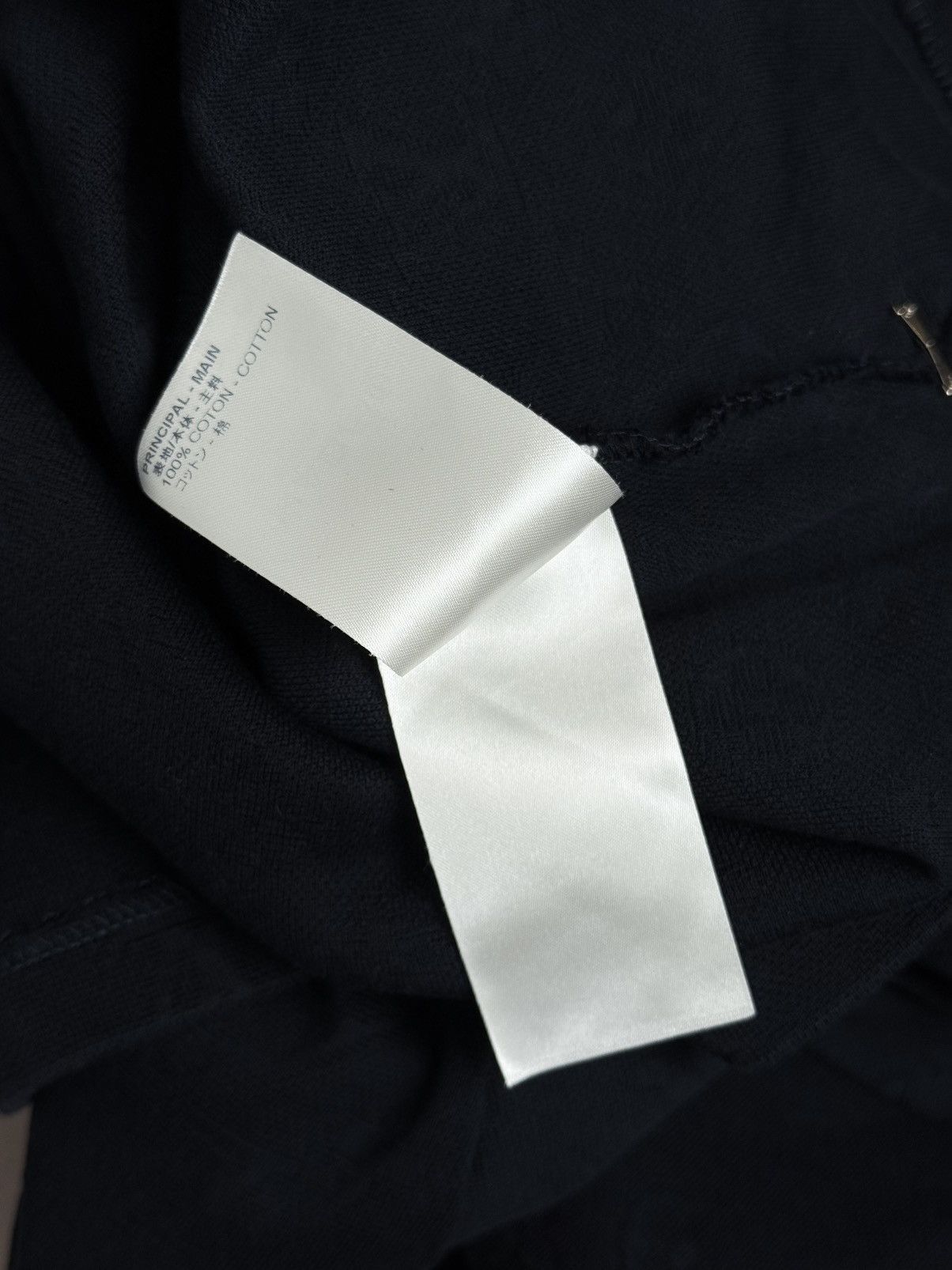 Louis Vuitton LOUIS VUITTON t-shirt Monogram navy 3D Pocket MEN size S Size US S / EU 44-46 / 1 - 8 Thumbnail