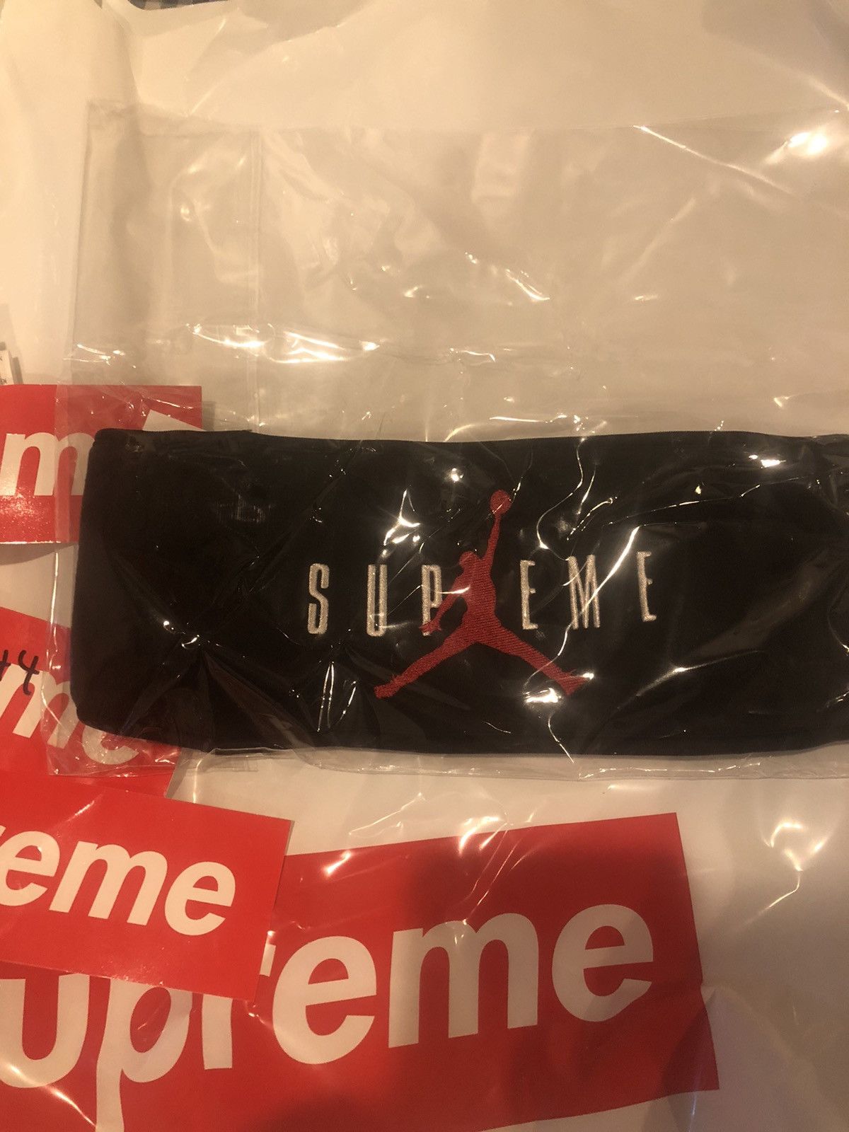 Jordan Brand × Supreme FW24 Supreme Jordan Headband Black In Hand Size ONE SIZE - 1 Thumbnail