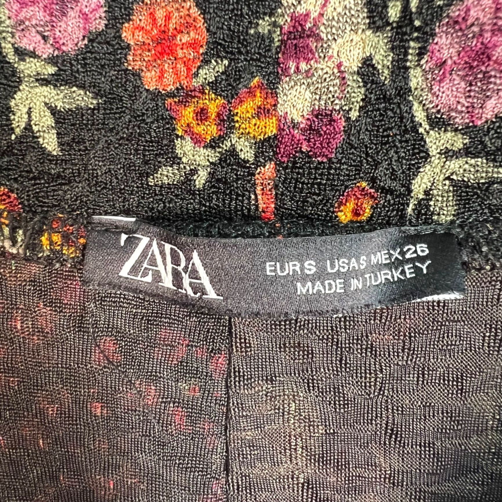 Zara Zara Womens Skirt Short Mini Floral Ruffled Black Pink Casual Party/Cocktail Size S Adult Womens Small Size 28" / US 6 / IT 42 - 3 Thumbnail