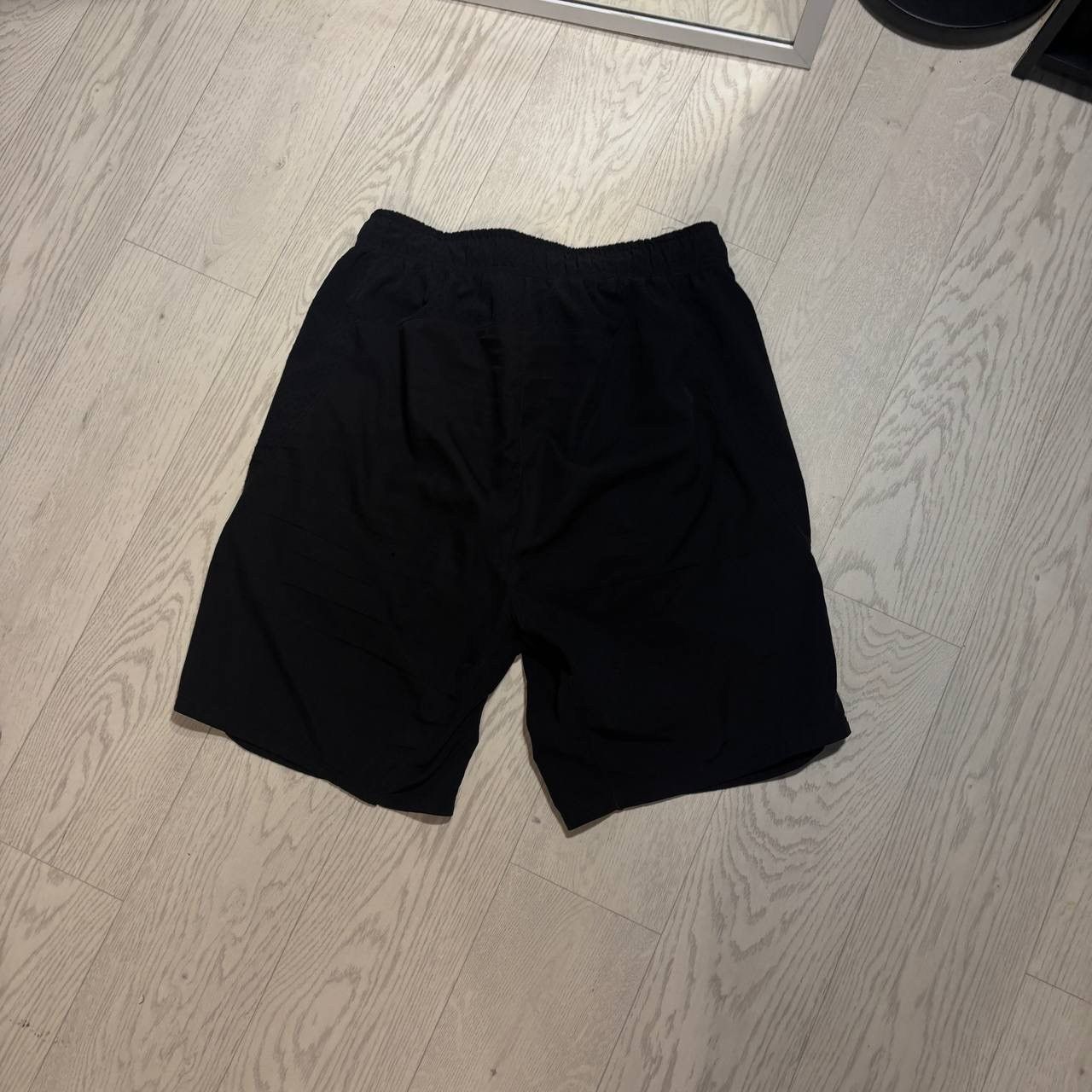 Nike Nike short Size:M Size US 32 / EU 48 - 2 Thumbnail