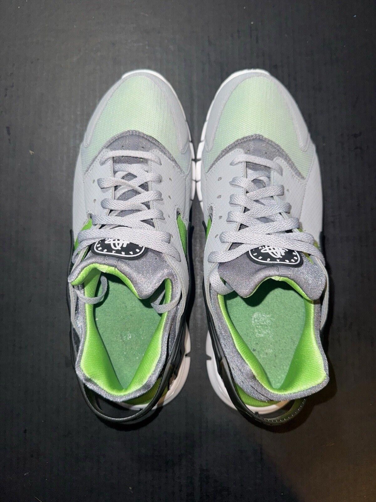 Nike Nike Air Huarache Grey Green White 510801-003 - Size 12 Size US 12 / EU 45 - 8 Thumbnail