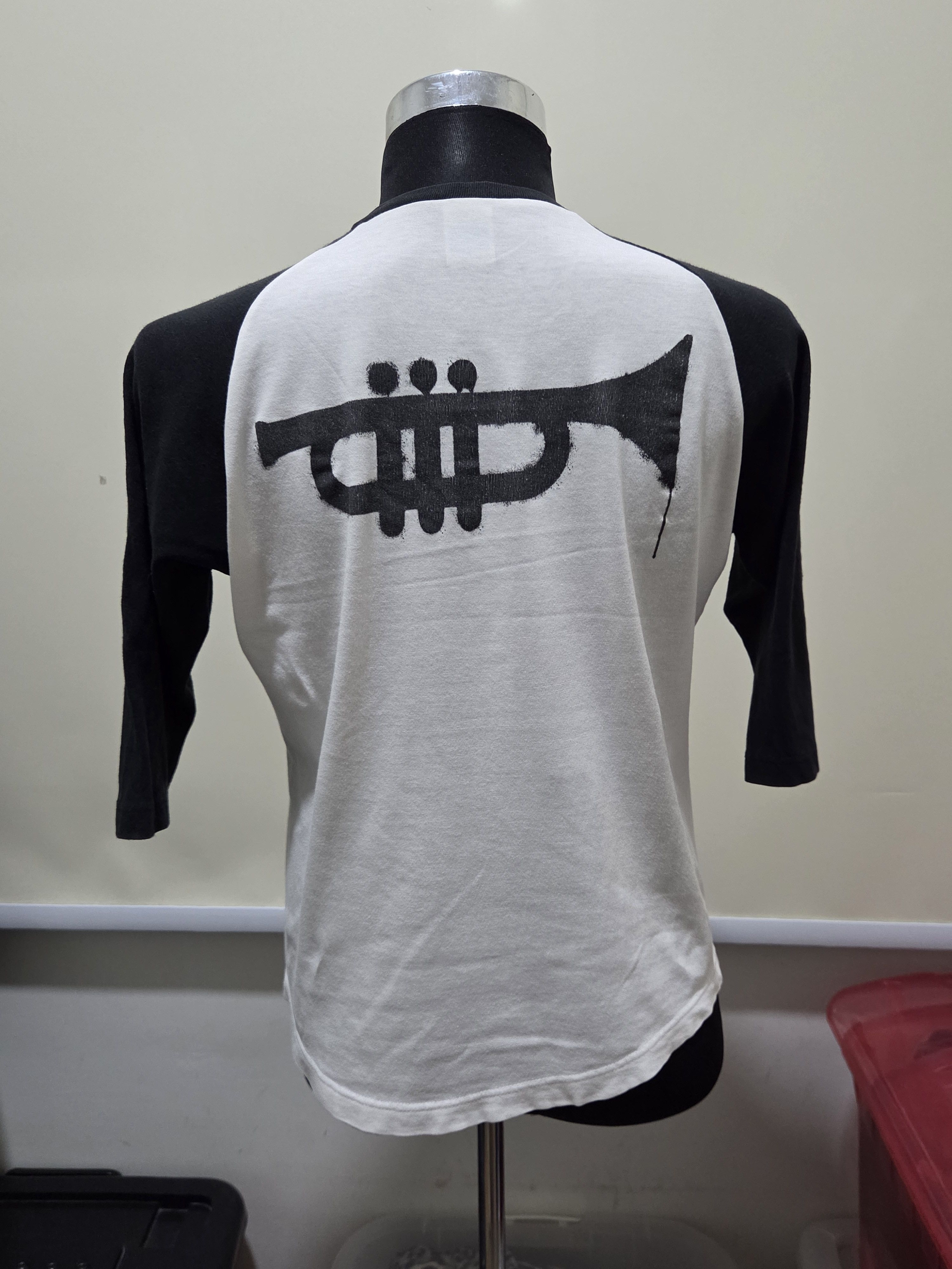 Band Tees Rare! True Vintage OG y2k Kemuri Ska Punk Rock Band T Shirt Size US M / EU 48-50 / 2 - 4 Thumbnail